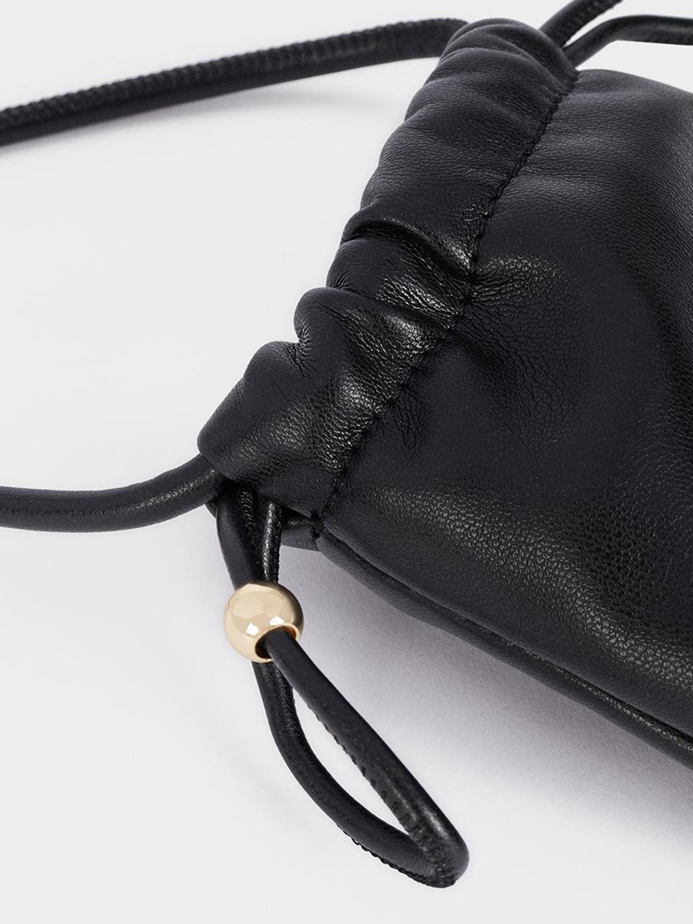 Чехол для смартфона Parfois модель 5606428936218 Чехол для смартфона Parfois модель 5606428936218 Фото