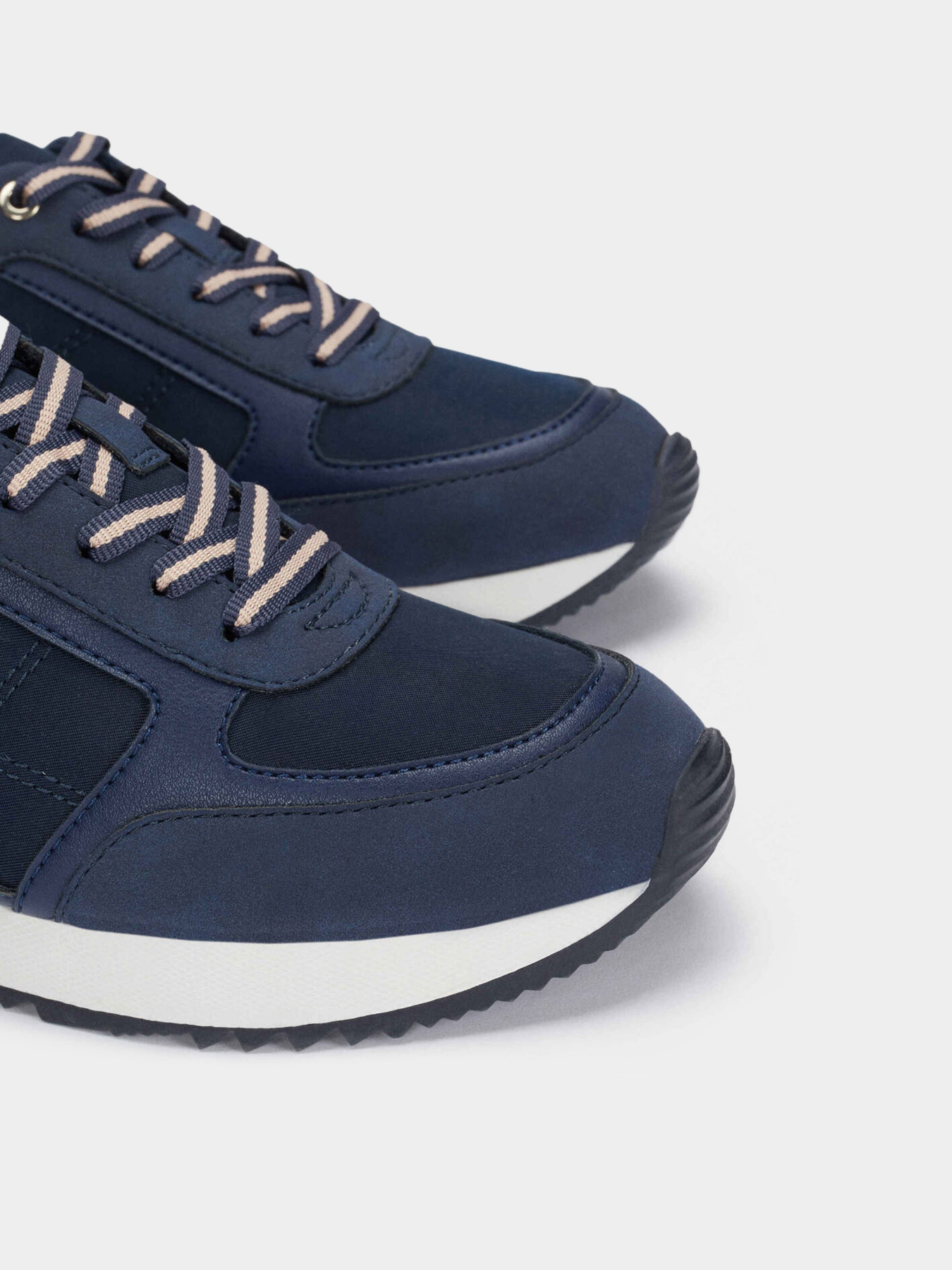 Кроссовки Parfois модель 180968_NV Фото