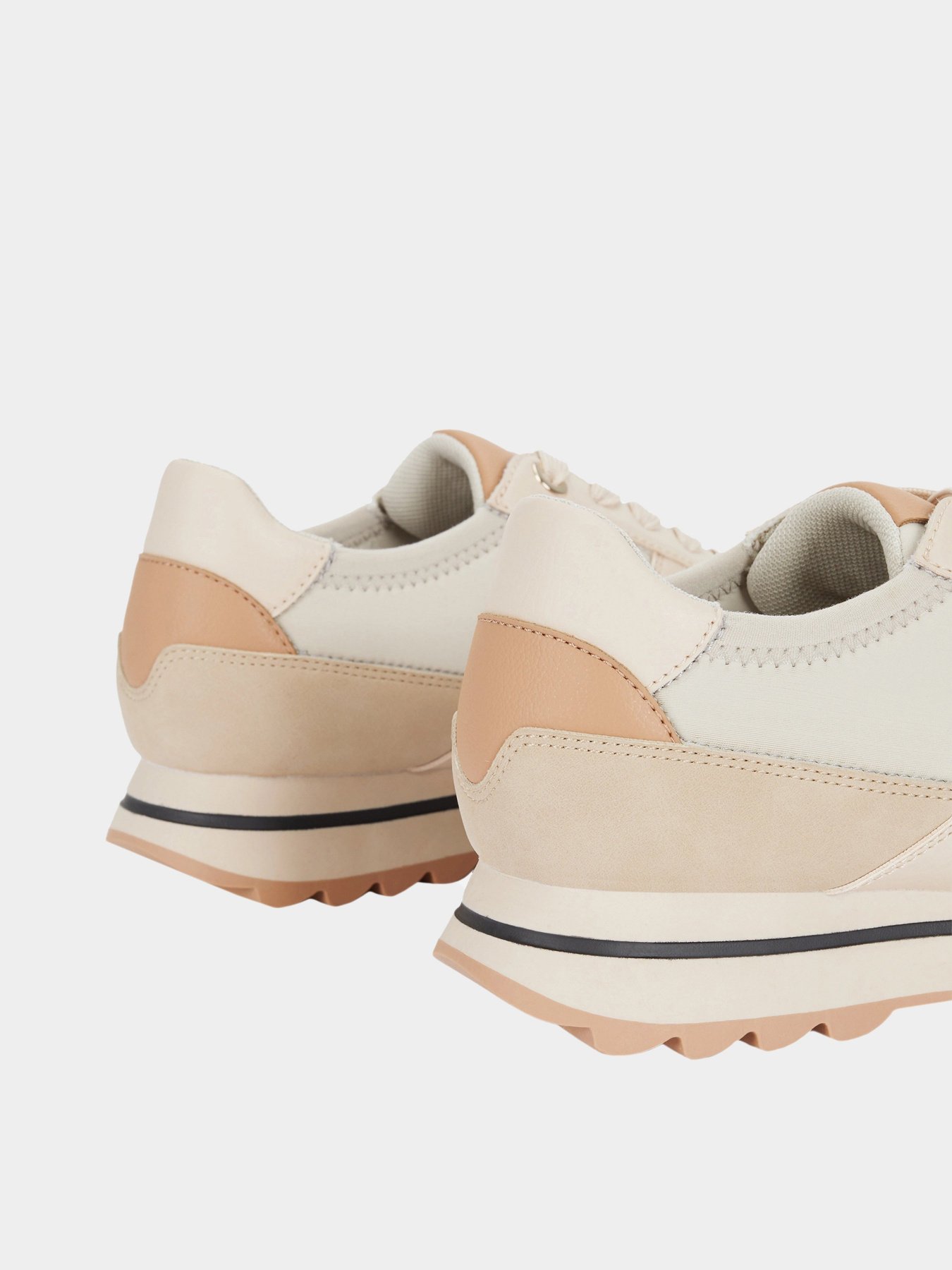 Кроссовки Parfois модель 186012_BG Фото