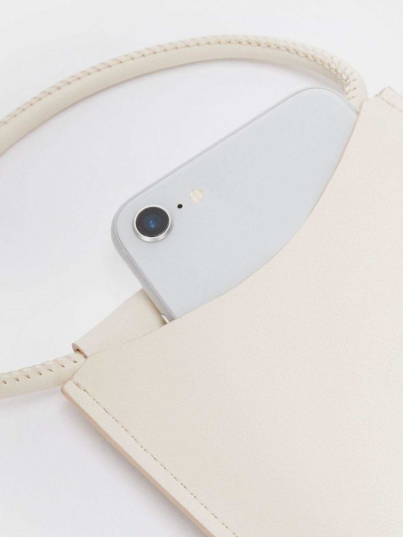 Чехол для смартфона Parfois модель 5606428967557 Чехол для смартфона Parfois модель 5606428967557 Фото