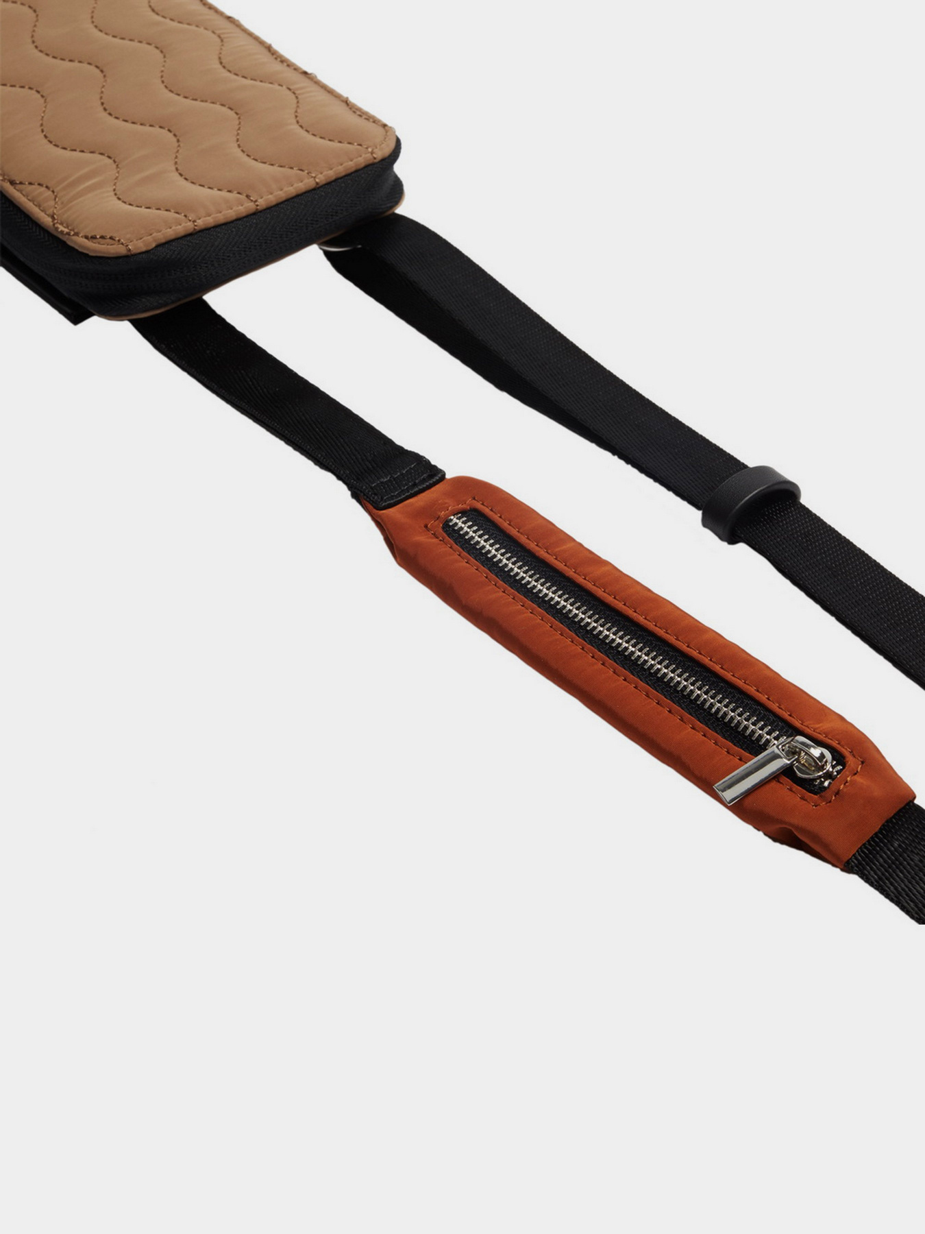 Аксесуари для смартфонів Parfois модель 5608348048910 Фото