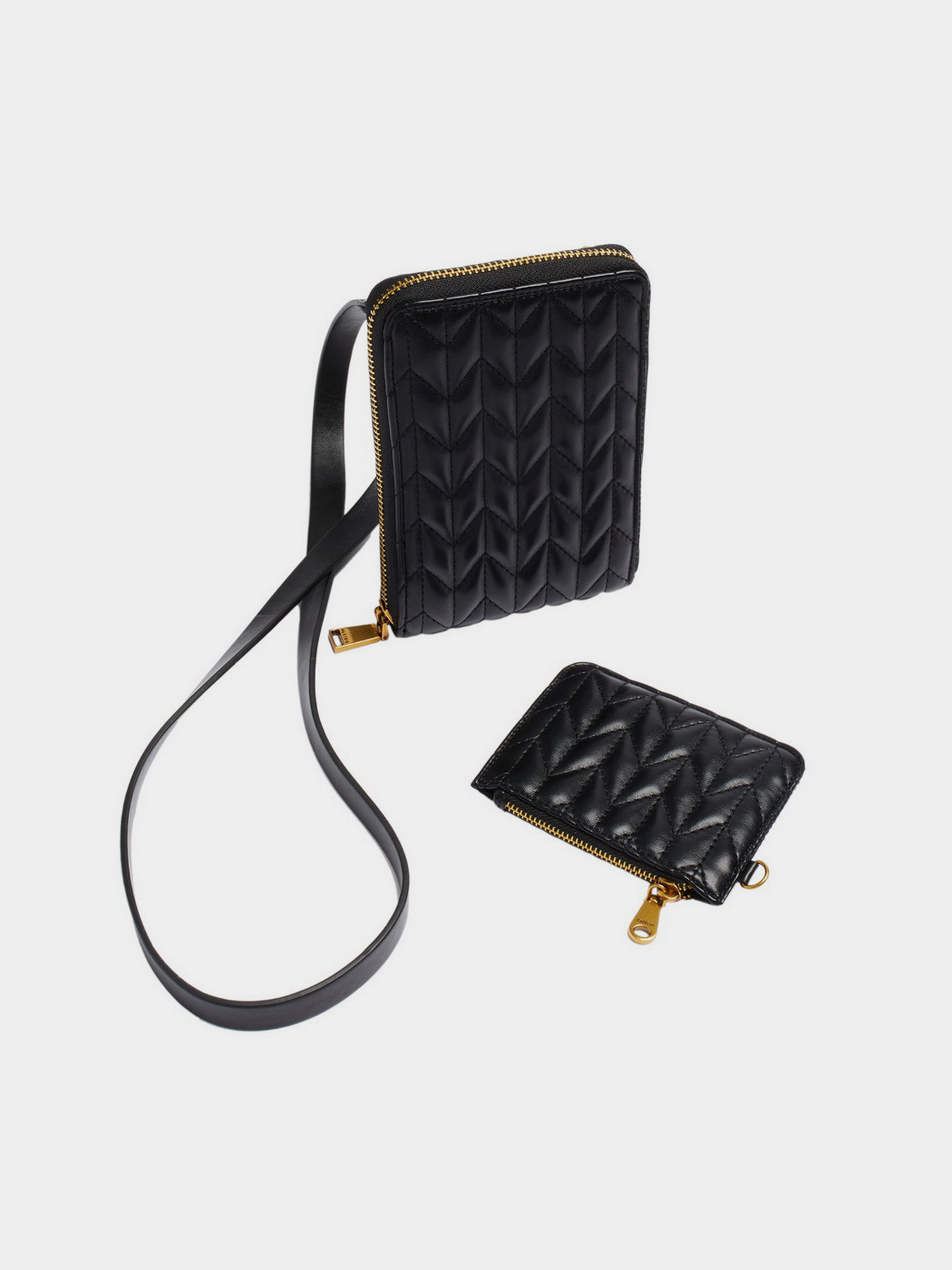 Аксесуари для смартфонів Parfois модель 5608348069137 Аксесуари для смартфонів Parfois модель 5608348069137 Фото