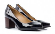 Туфли и лоферы Clarks модель 2611-0653 Фото