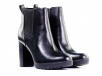 Черевики та чоботи Clarks модель 2612-0588 Фото