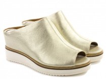 Шлепанцы Tamaris модель 27200-28-909 light gold Шлепанцы Tamaris модель 27200-28-909 light gold Фото