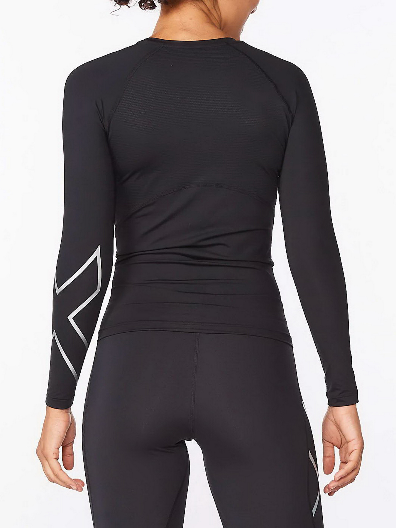 Кофта спортивная 2XU Core модель WA6401a-BLK/SIL Фото