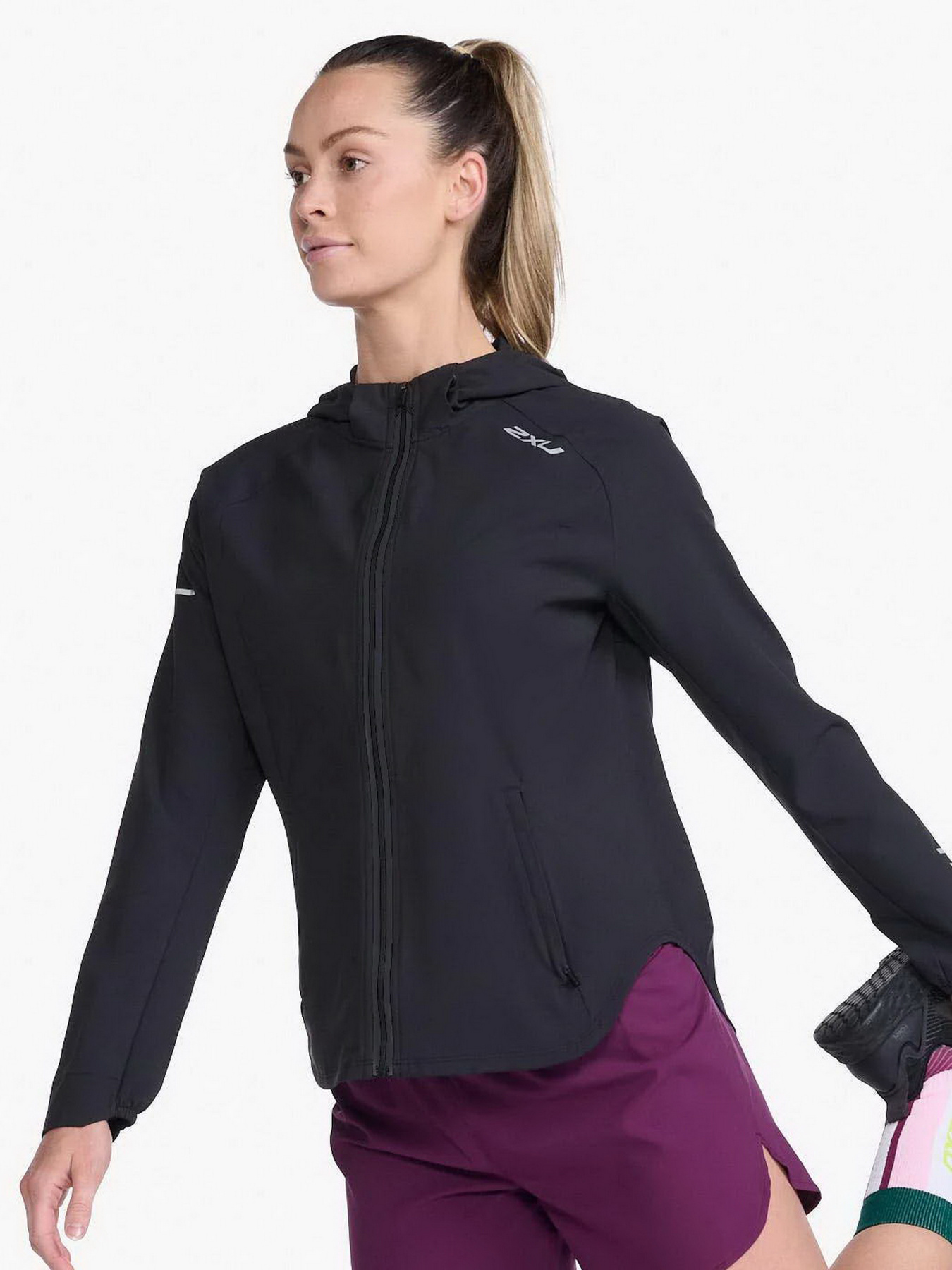 Вітровка 2XU Aero модель WR6859a-BLK/SRF Фото