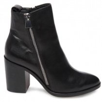 Ботинки на каблуках Steve Madden модель SM11000101 BLACK LEATHER Фото