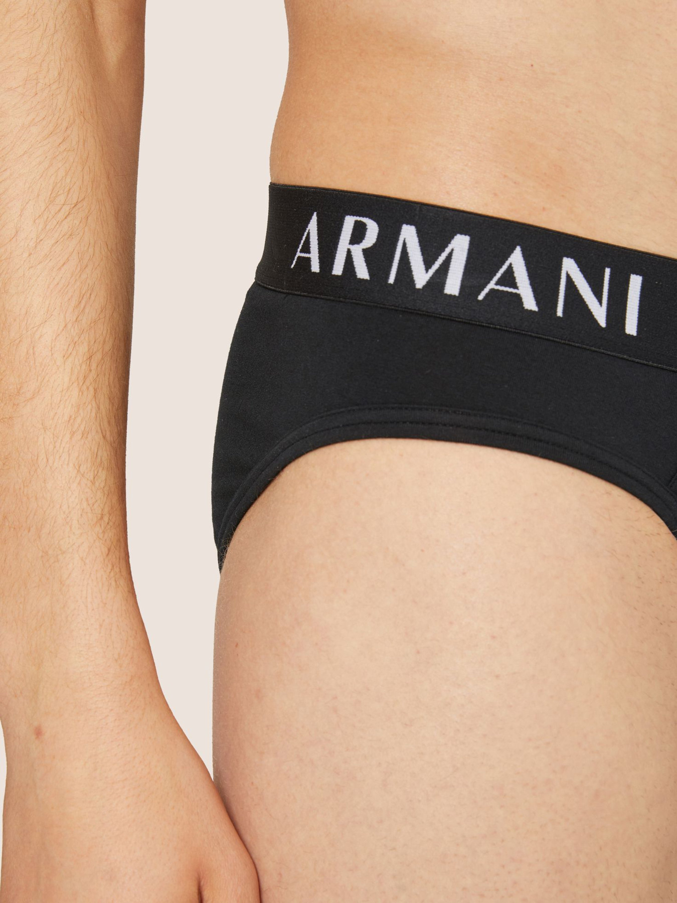 Трусы Armani Exchange Briefs модель 956003-CC282-00020 Фото