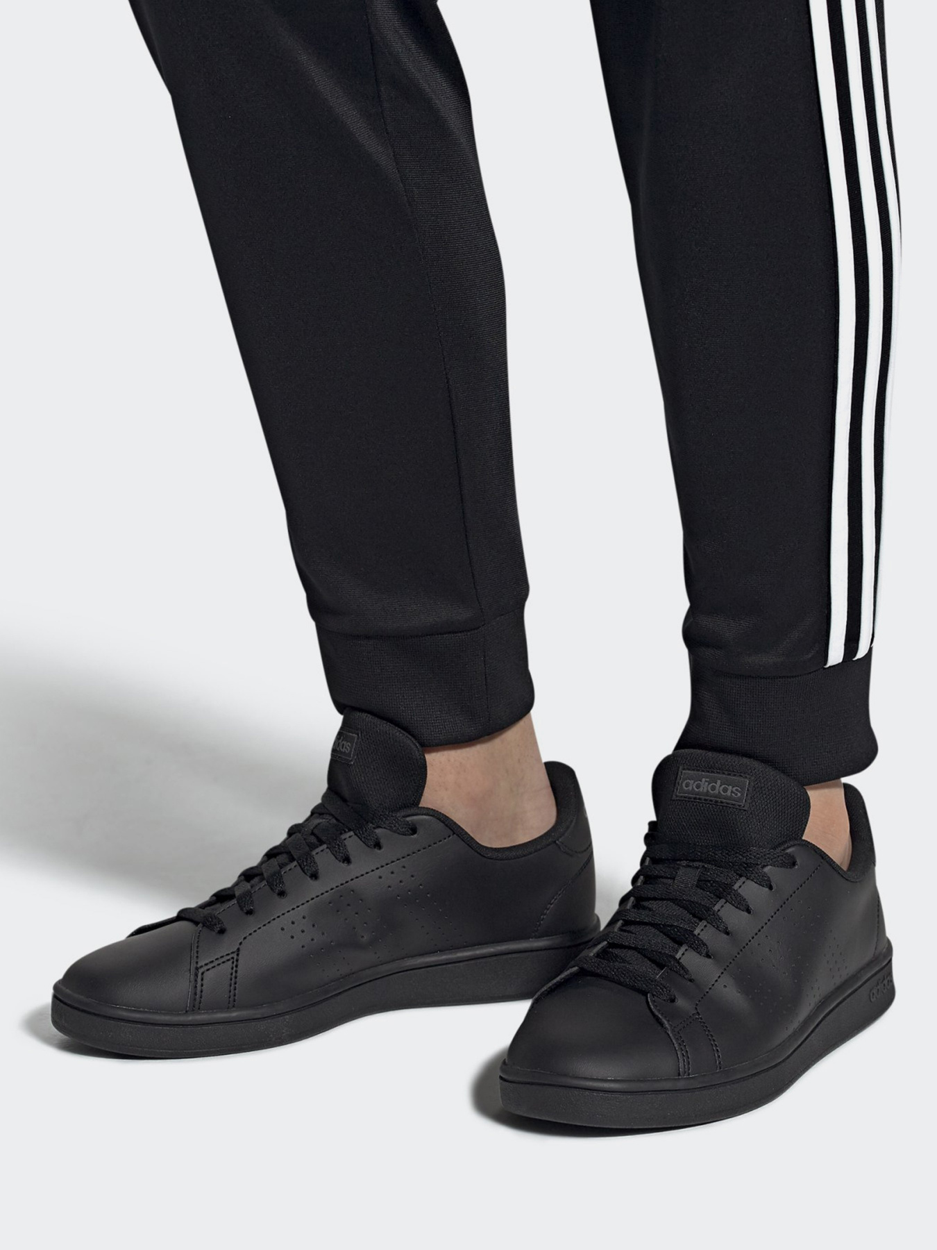 Кеды низкие Adidas Advantage Base модель EE7693 Фото