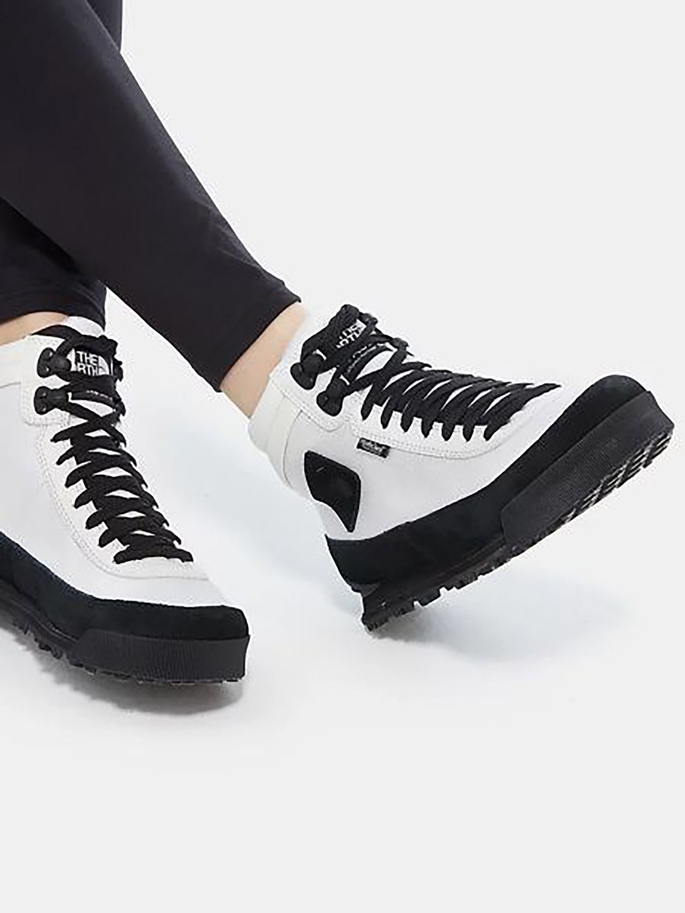 Ботинки для активного отдыха The North Face Back-To-Berkeley II модель NF00A1MFLA91 Фото