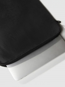 Чехол для смартфона The North Face Flyweight модель NF0A3KXNMN81 Фото