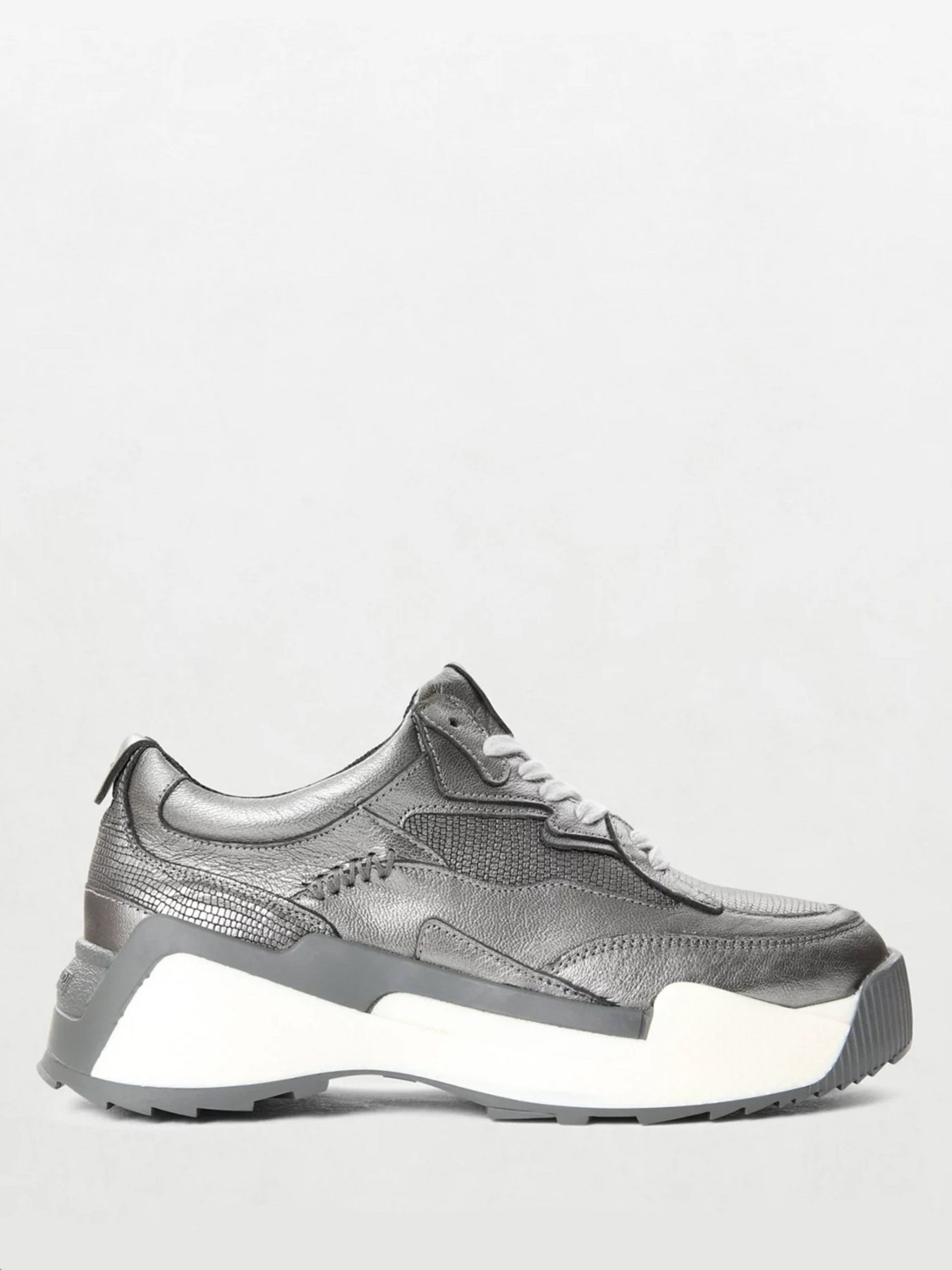 Кроссовки Napapijri Blanche Leer модель NP0A4E17S001 Фото