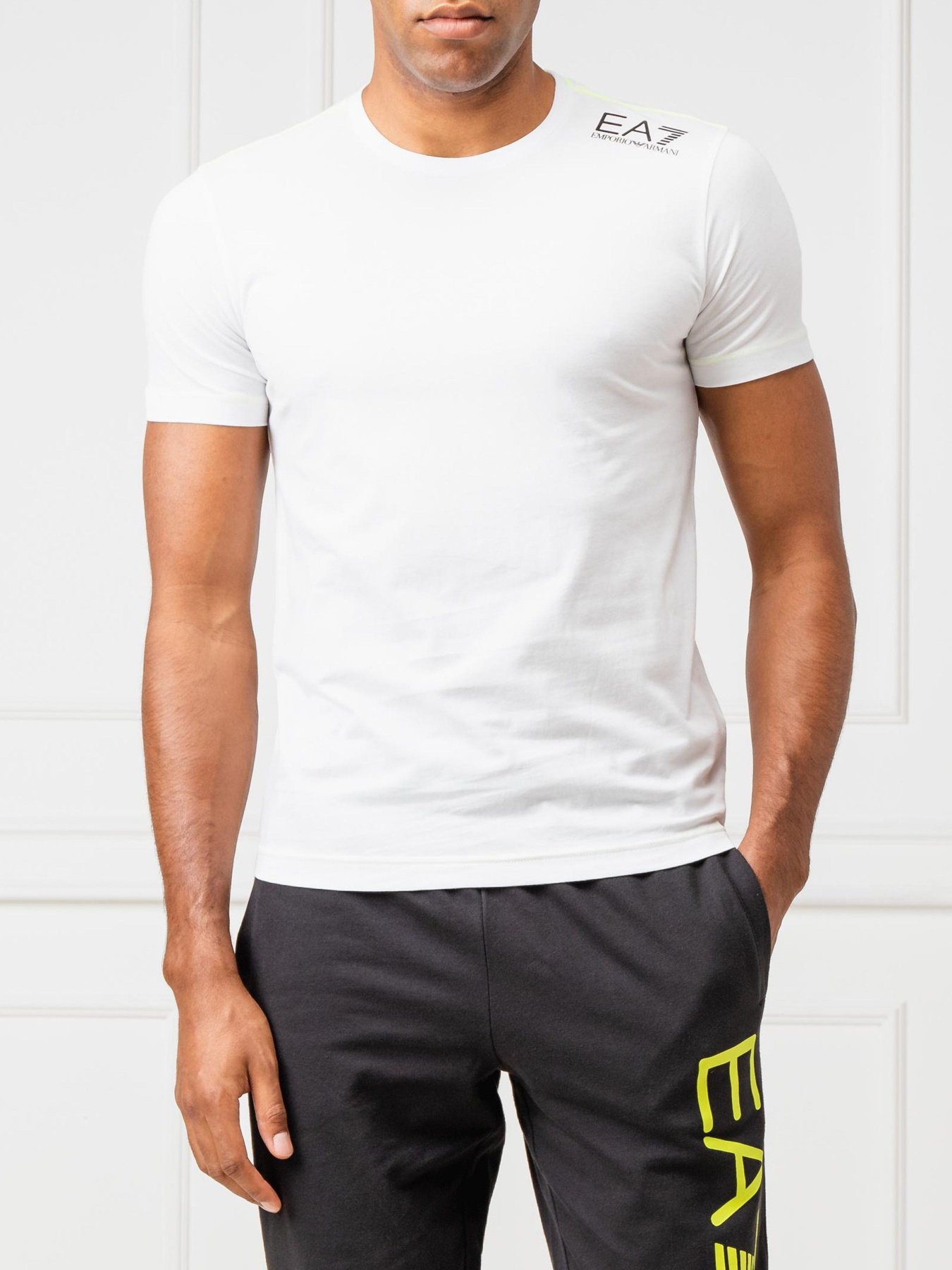 Футболки и поло EA7 модель 6GPT04-PJ02Z-1100 Фото
