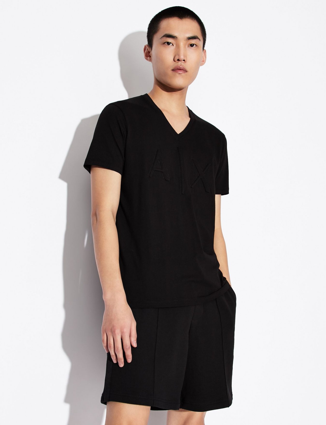 Футболки и поло Armani Exchange модель 3HZTFG-ZJH4Z-1200 Фото