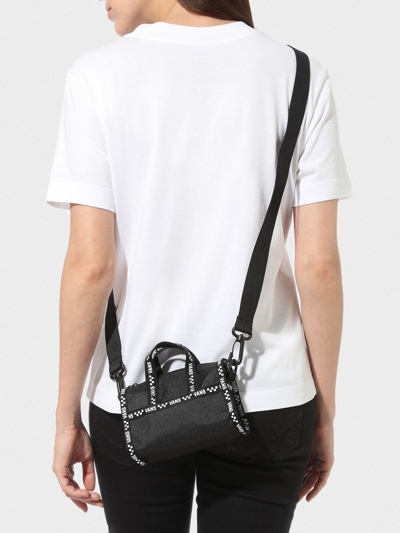 Крос-боді Vans ESSENTIALS MINI PURSE WALLET модель VN0A4DT3BLK Фото