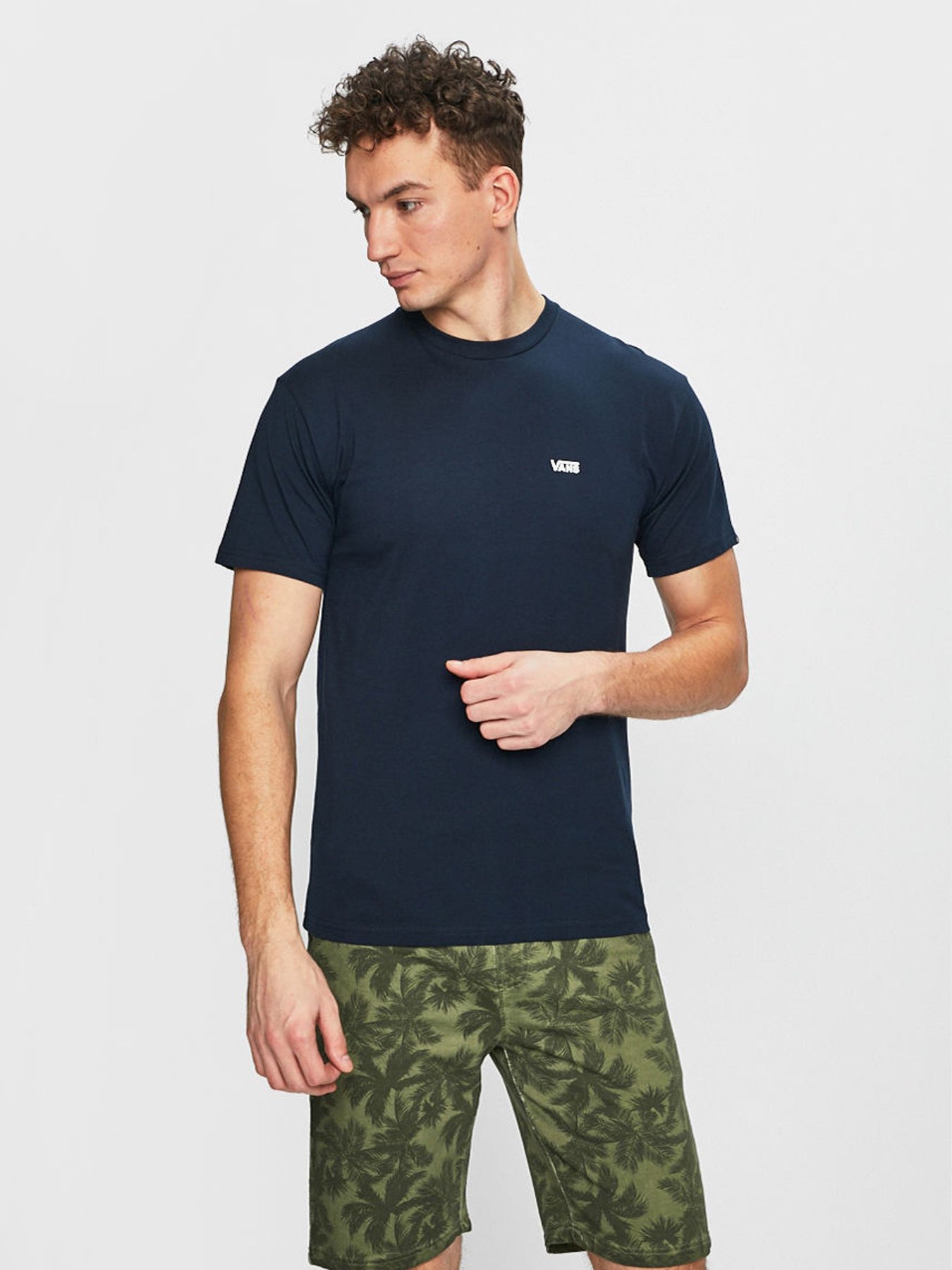 Футболки и поло Vans LEFT CHEST LOGO TEE модель VN0A3CZENAV Фото