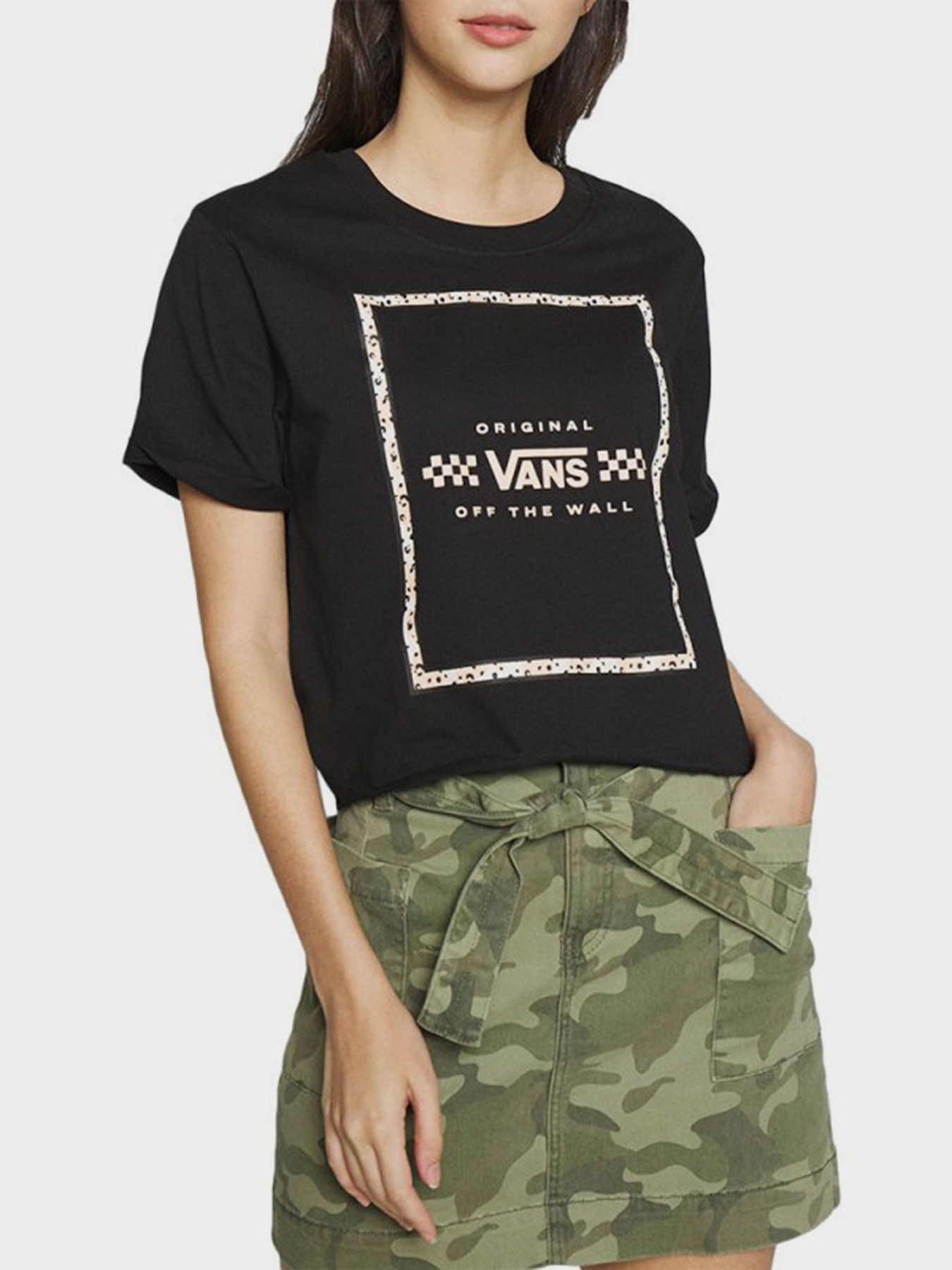 Футболки і поло Vans LEILA TEE модель VN0A4CWXBLK1 Фото