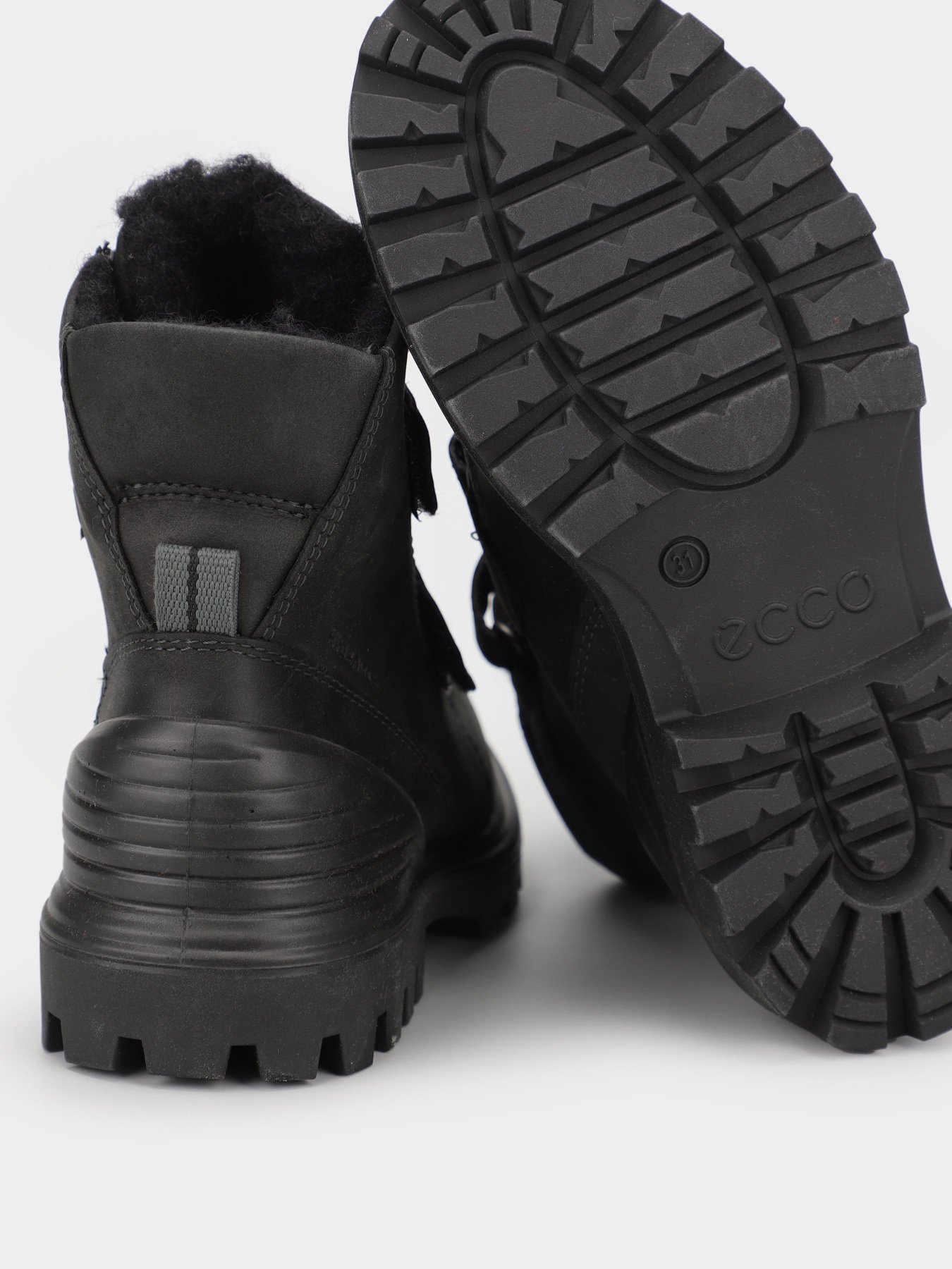 Ботинки ECCO Tred Tray модель 77006202001 Фото