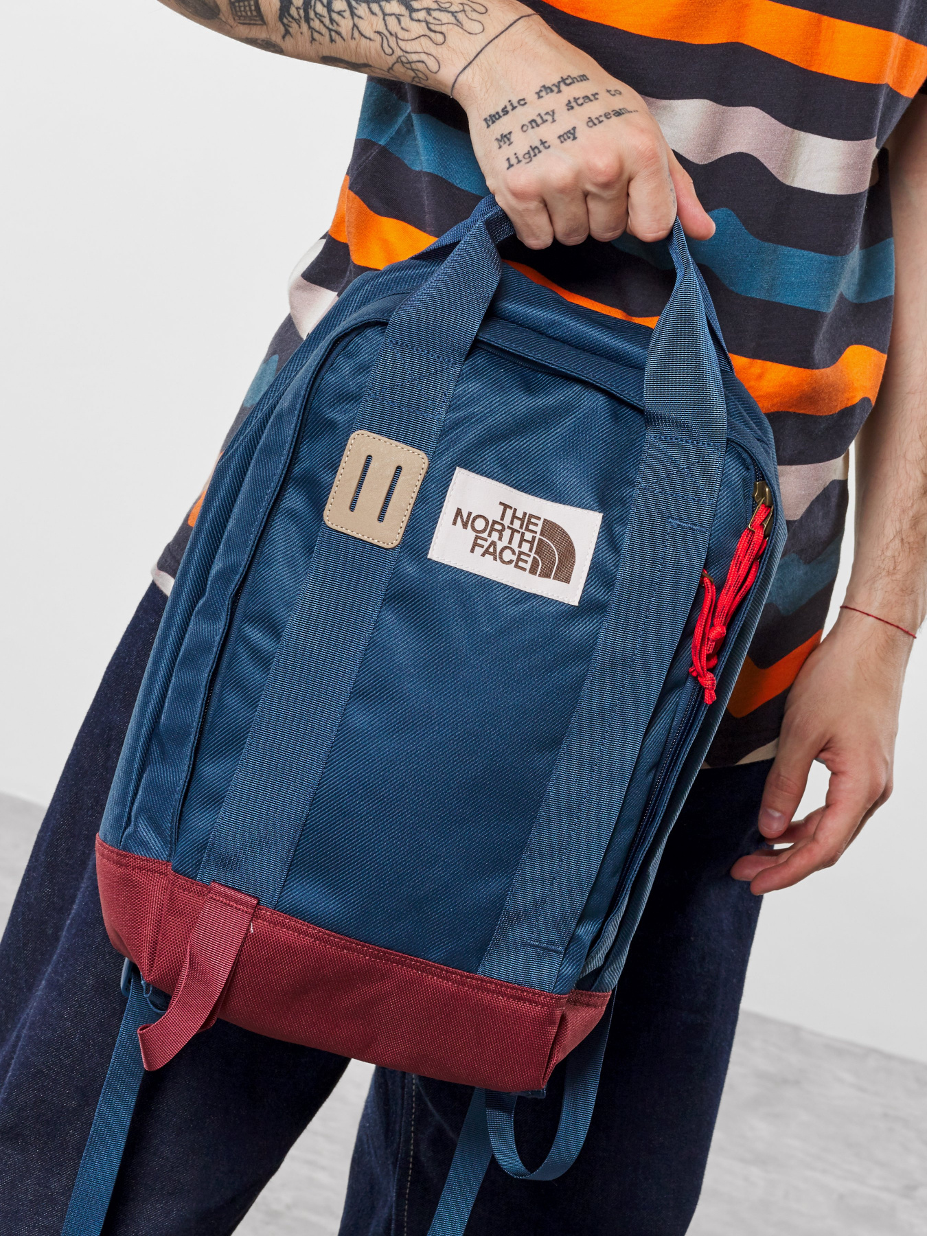 Рюкзаки The North Face Tote модель NF0A3KYYPJ81 Фото