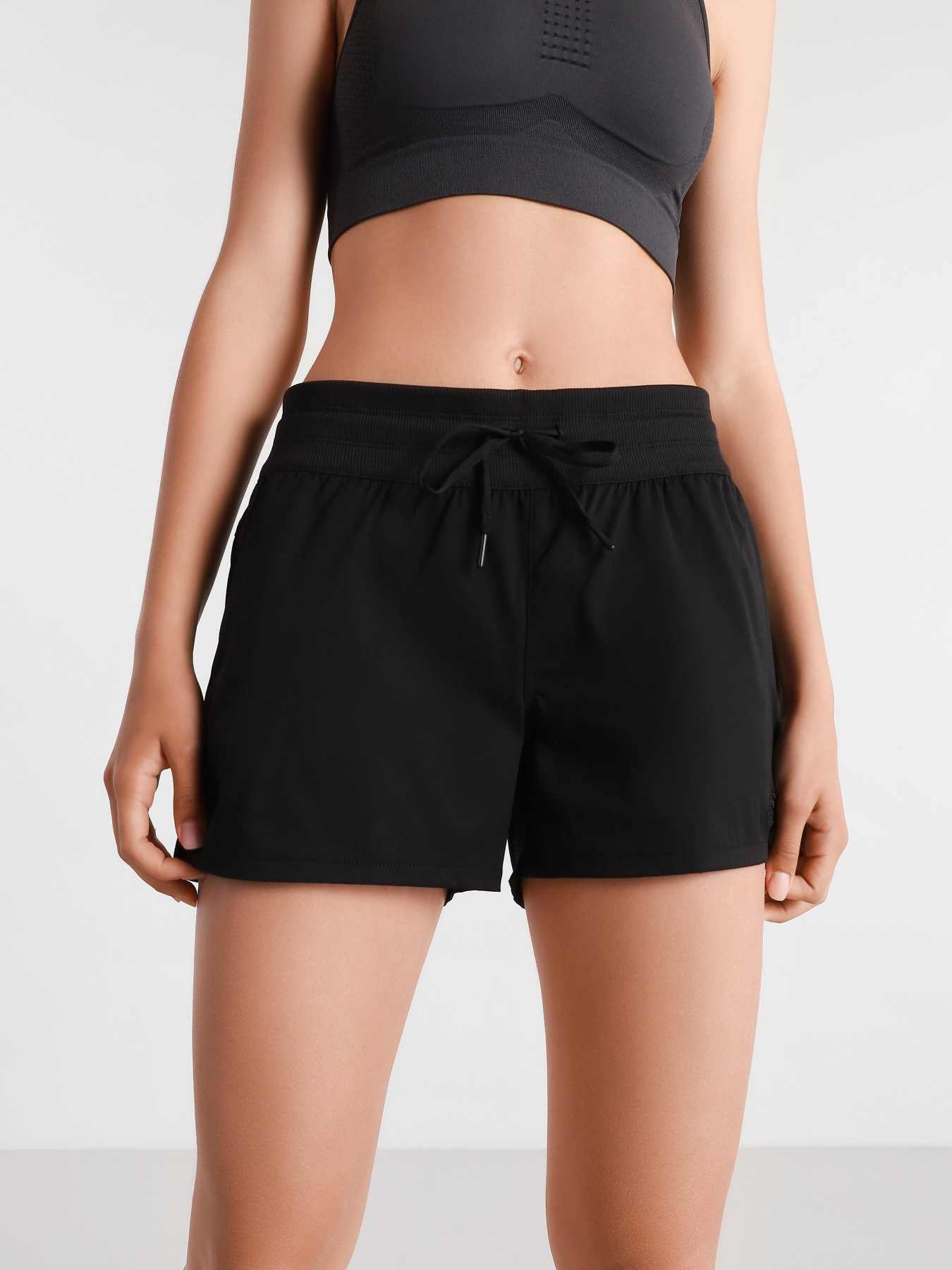 Шорты The North Face Aphrodite модель NF0A4AQFJK31 Фото