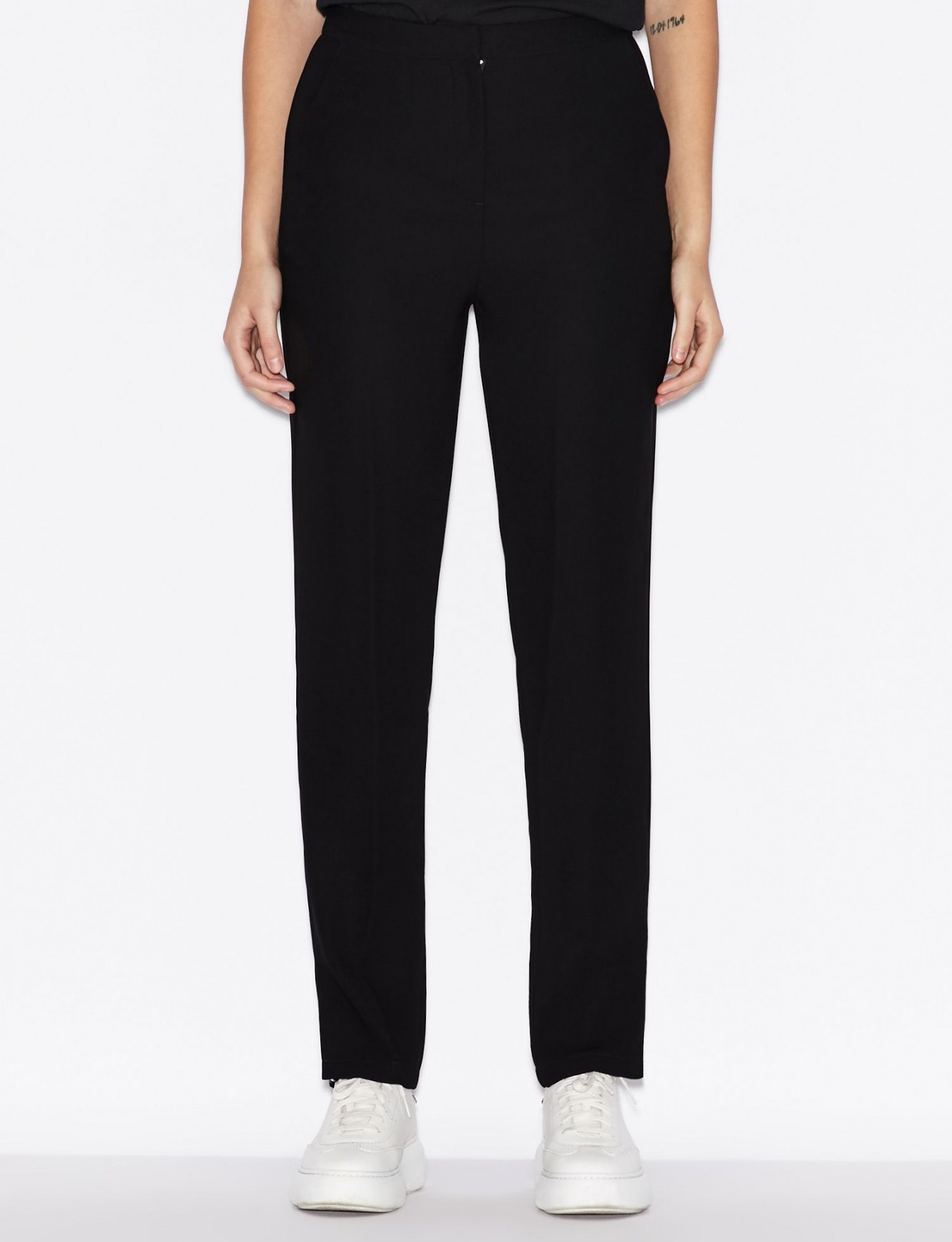 Брюки повседневные Armani Exchange модель 3HYP13-YNJQZ-1200 Фото