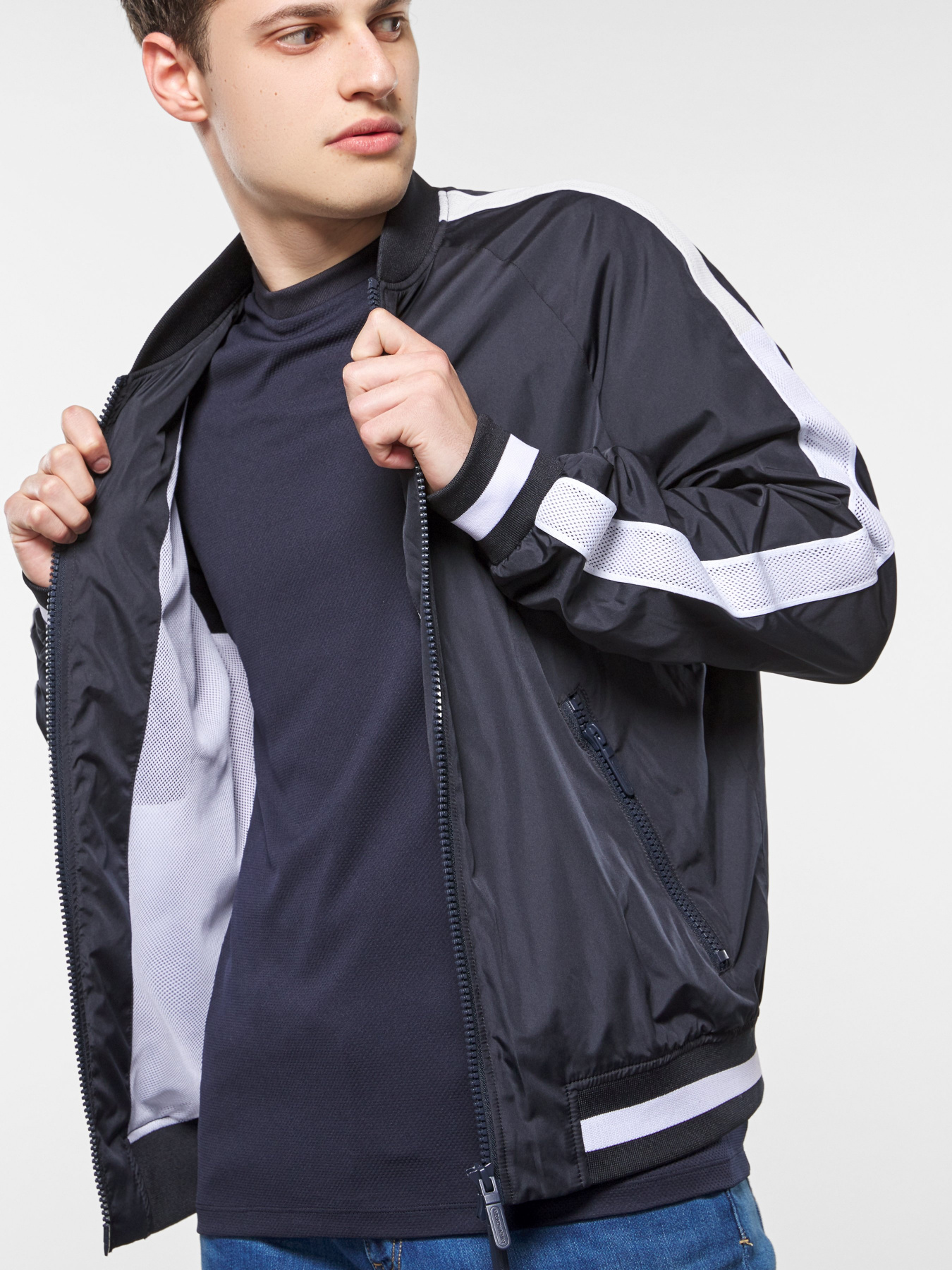 Бомбер Emporio Armani модель 3H1BC4-1NSFZ-0922 Фото