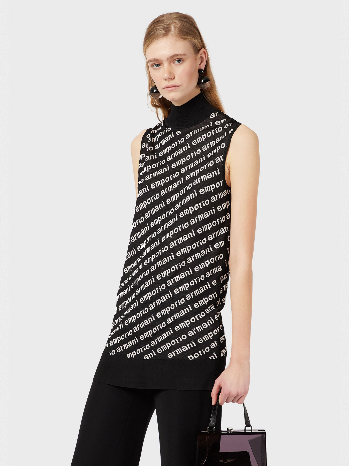 Майка Emporio Armani модель 3H2KT2-2M18Z-0999 Фото