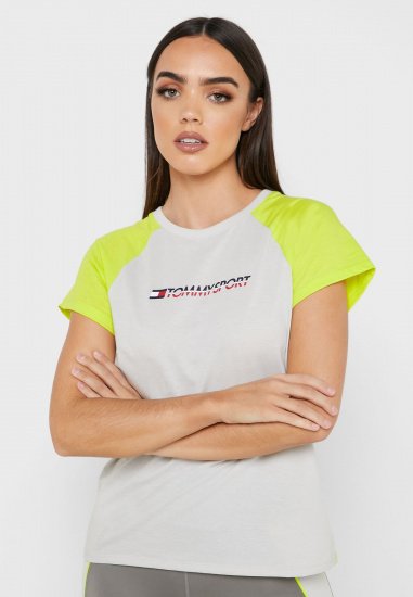 Футболки і поло Tommy Hilfiger модель S10S100504-LRE - фото