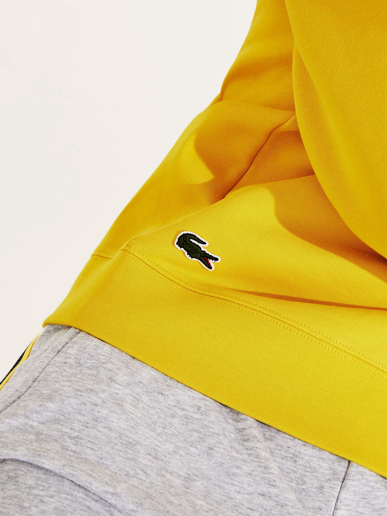 Пуловер Lacoste модель SH4899RUZ Фото