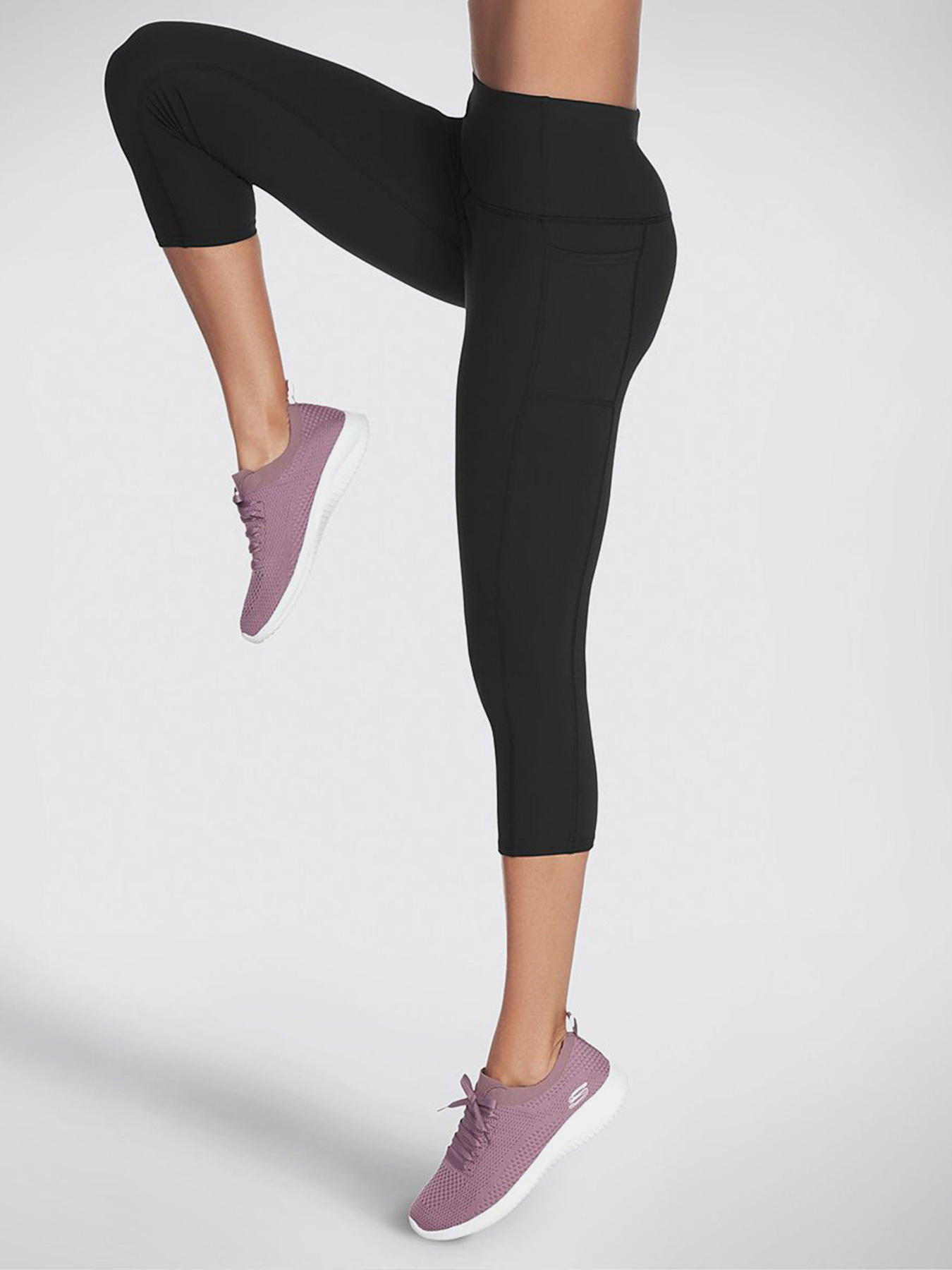 Спортивні леггінси Skechers GOwalk Midcalf модель W03CP9B BLK Фото