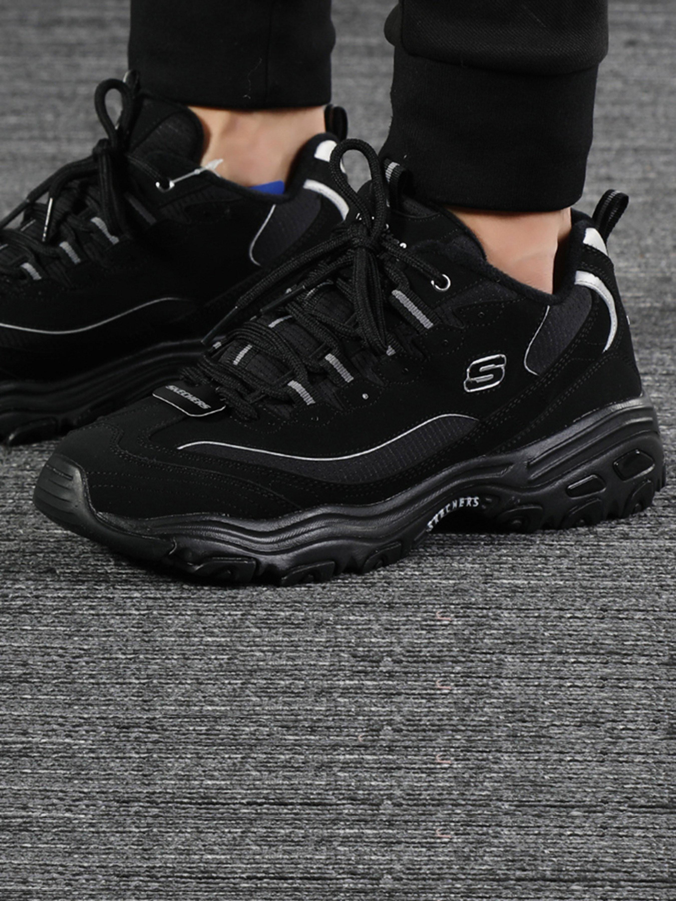 Кросівки повсякденні Skechers D'Lites модель 666063 BBK Кросівки повсякденні Skechers D'Lites модель 666063 BBK Фото