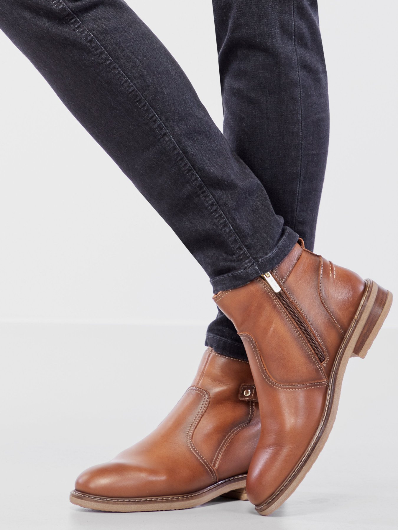 Черевики PIKOLINOS Aldaya W8J модель W8J-8769-CUERO Фото