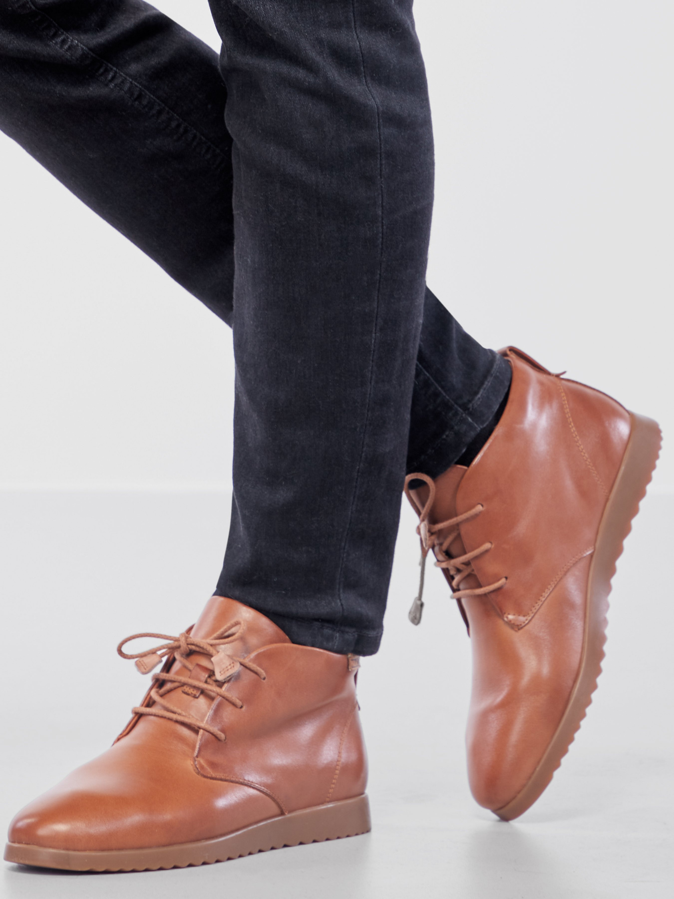 Черевики PIKOLINOS Mallorca W8C модель W8C-8808-BRANDY Фото