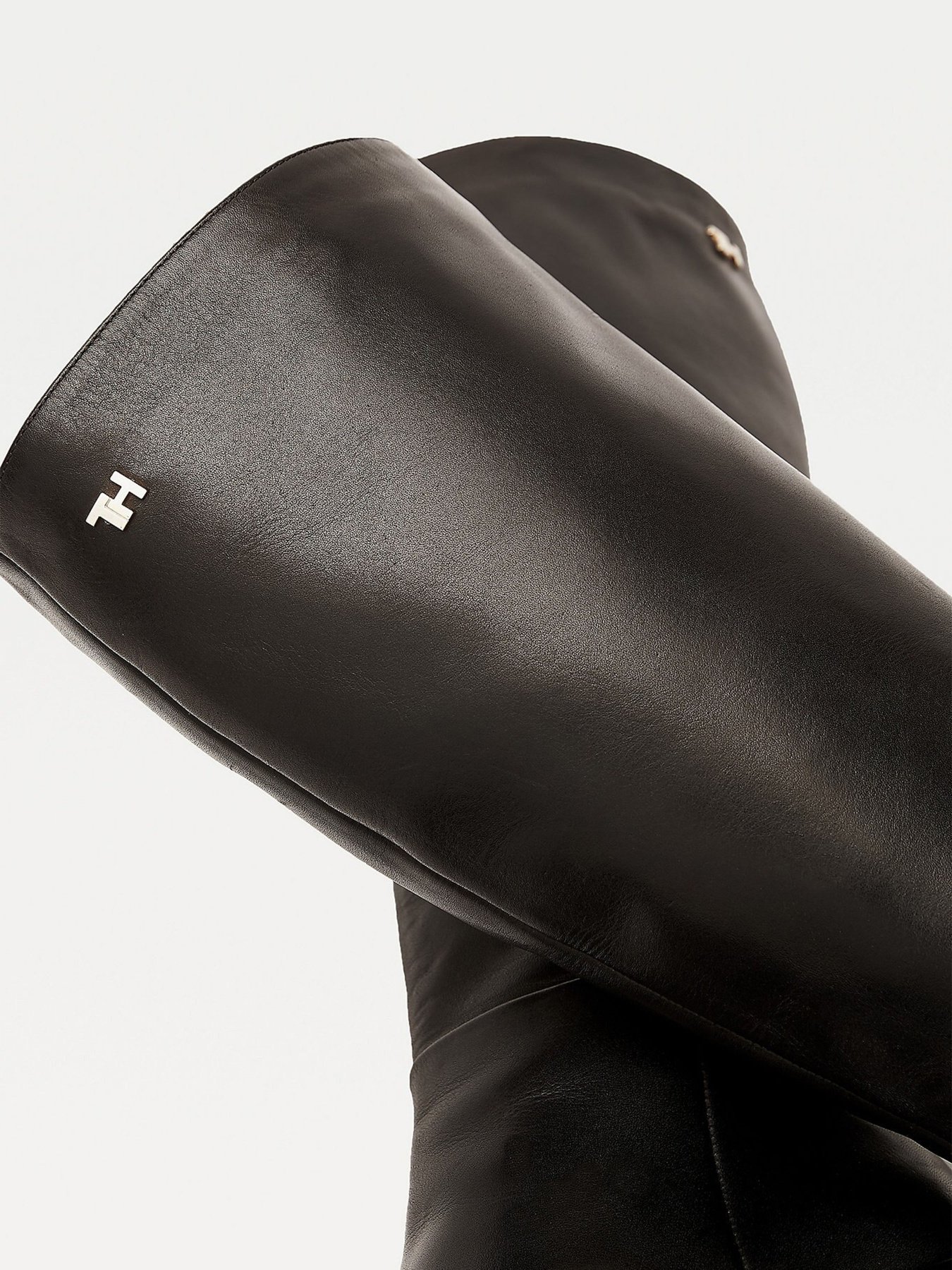 Сапоги Tommy Hilfiger модель FW0FW05174-BDS Сапоги Tommy Hilfiger модель FW0FW05174-BDS Фото