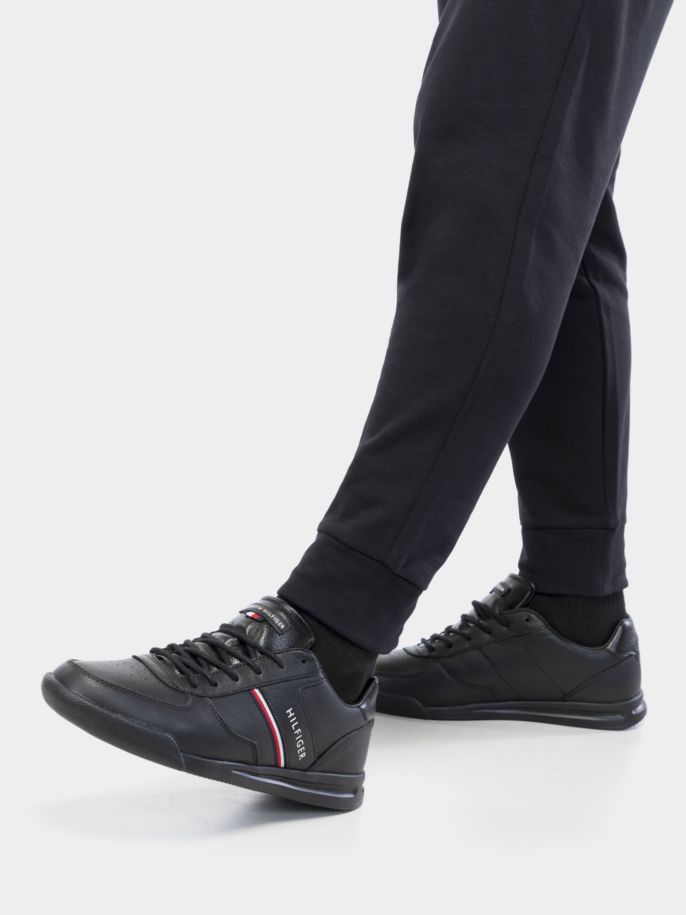 Кросівки повсякденні Tommy Hilfiger модель FM0FM02988-BDS Фото