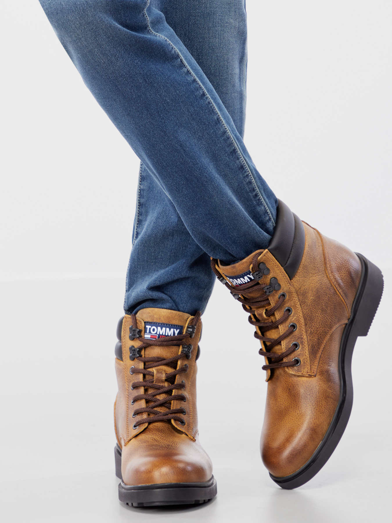 Черевики Tommy Hilfiger модель EM0EM00540-KBT Фото