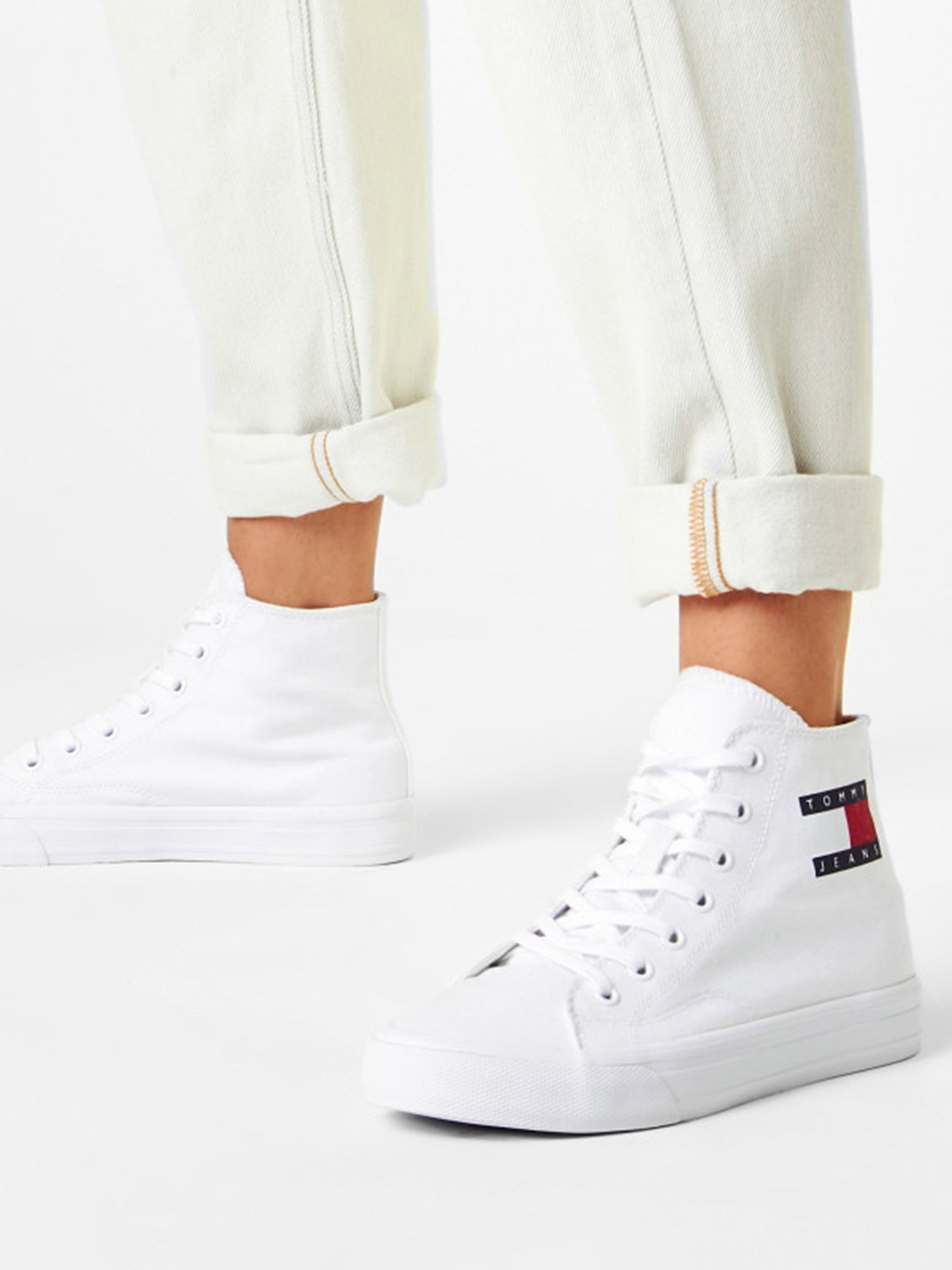 Кеди високі Tommy Hilfiger модель EN0EN00937-YBR Фото