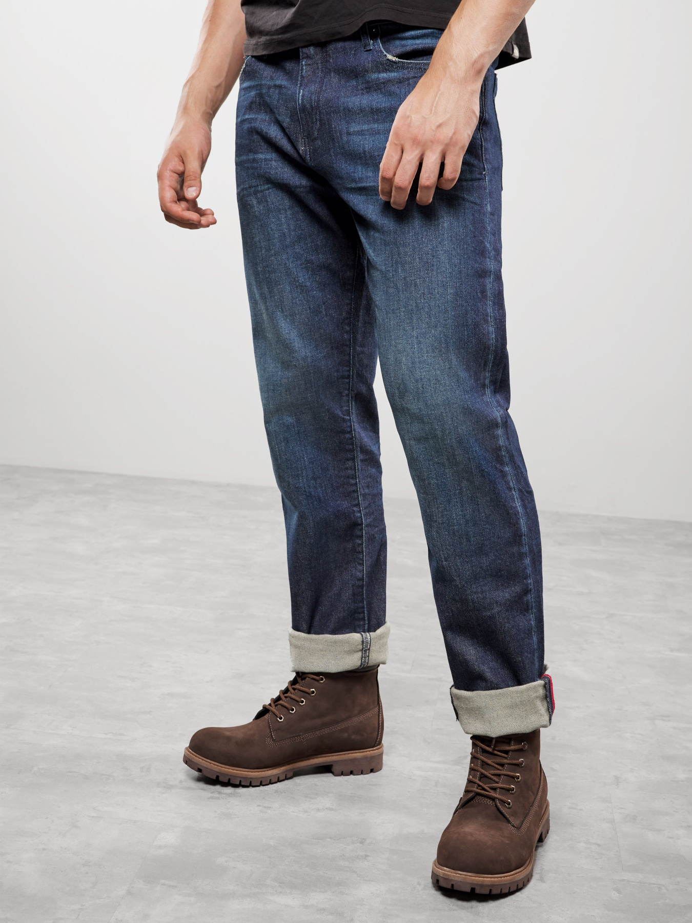 Бойфренды Armani Exchange Straight модель 3HZJ16-Z1RYZ-1500 Фото