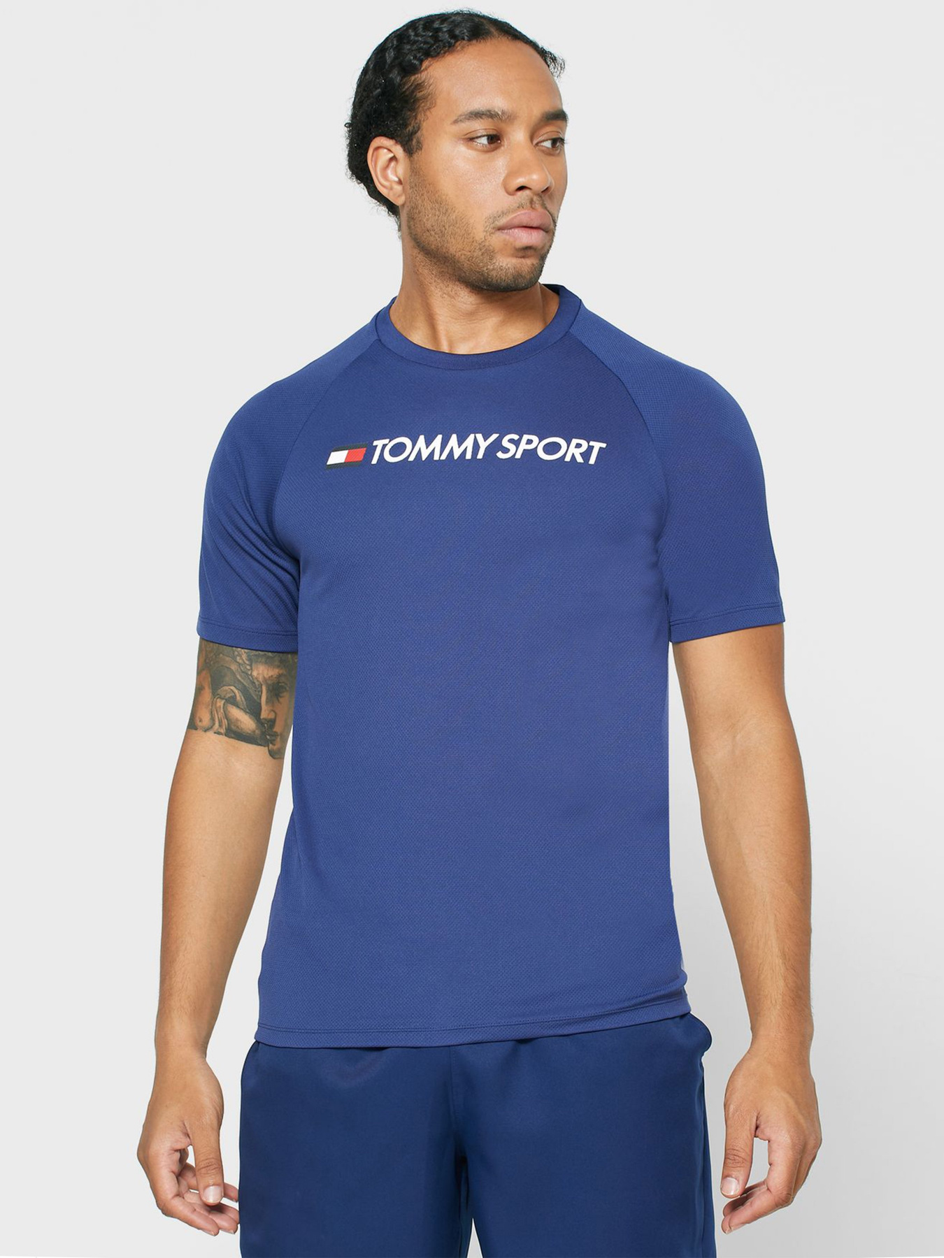 Футболки і поло Tommy Hilfiger модель S20S200357-C7H Фото