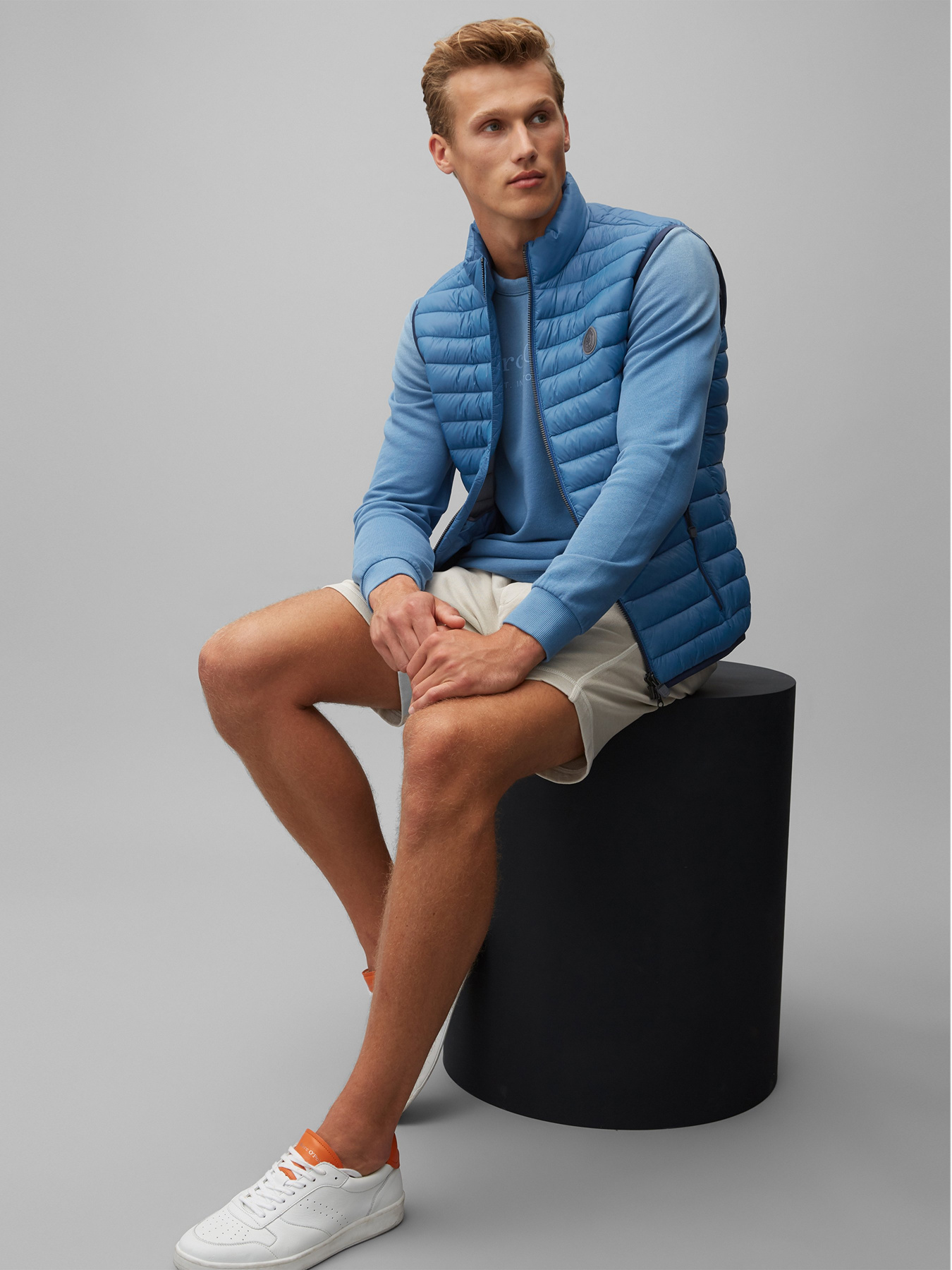 Жилет с утеплителем Marc O’Polo модель 026114272052-840 Фото