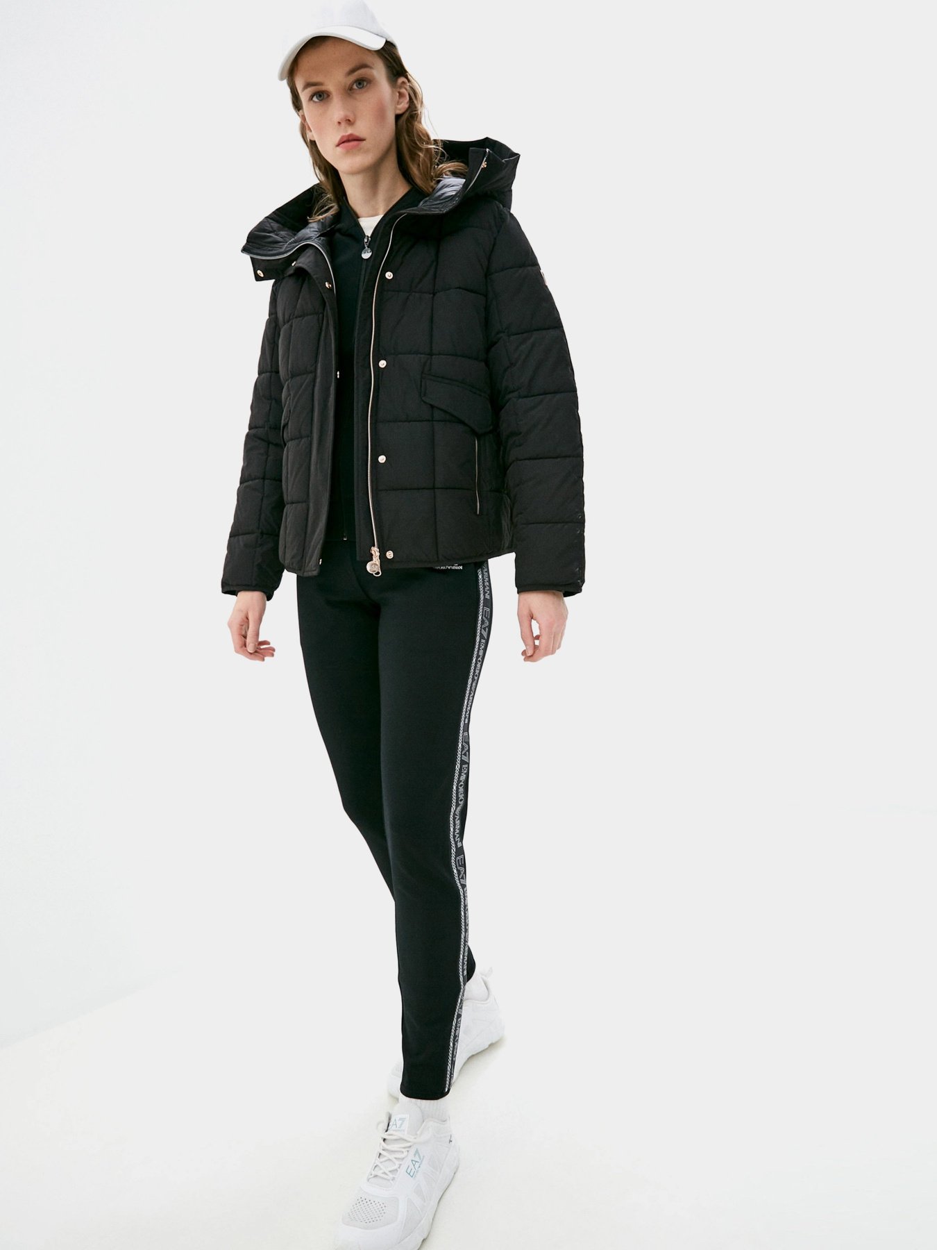 Демісезонна куртка EA7 модель 6HTB15-TNG9Z-1200 Фото