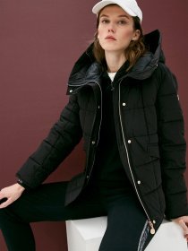 Демісезонна куртка EA7 модель 6HTB15-TNG9Z-1200 Фото