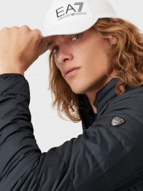 Пуховик EA7 модель 8NPB06-PNE1Z-1578 Пуховик EA7 модель 8NPB06-PNE1Z-1578 Фото