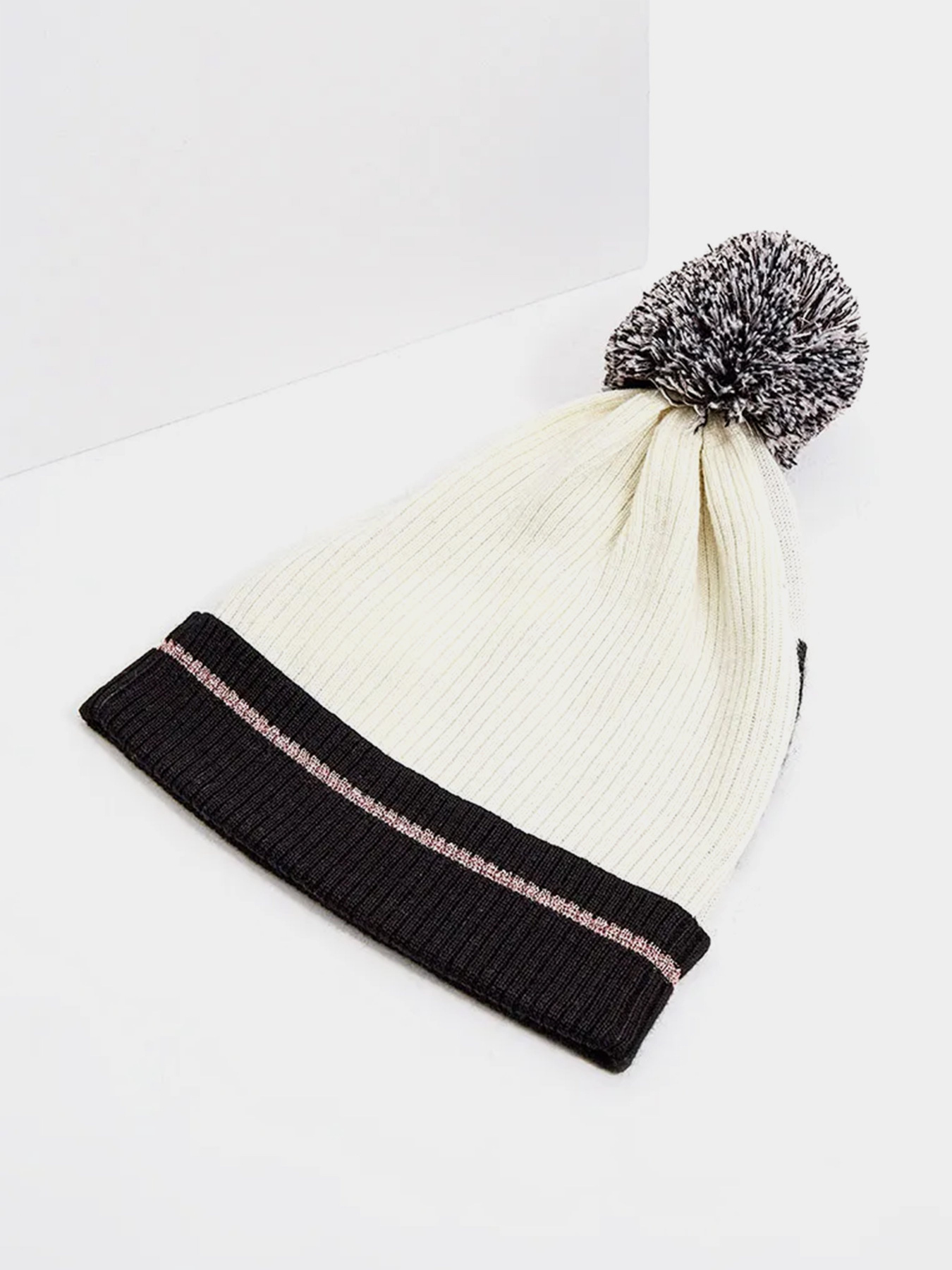 Шапка EA7 модель 285629-0A122-70310 Фото