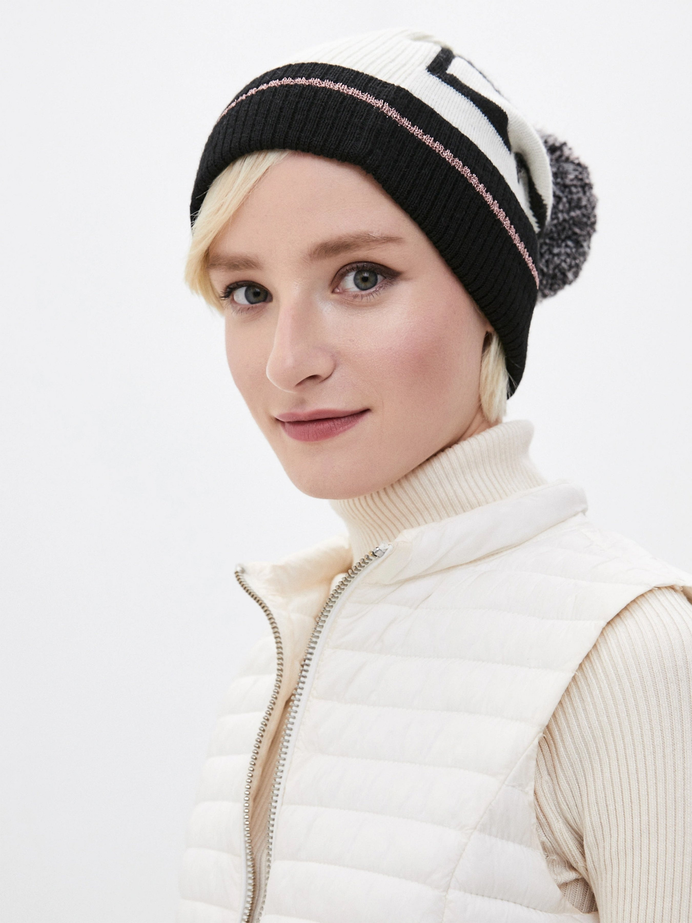 Шапка EA7 модель 285629-0A122-70310 Фото