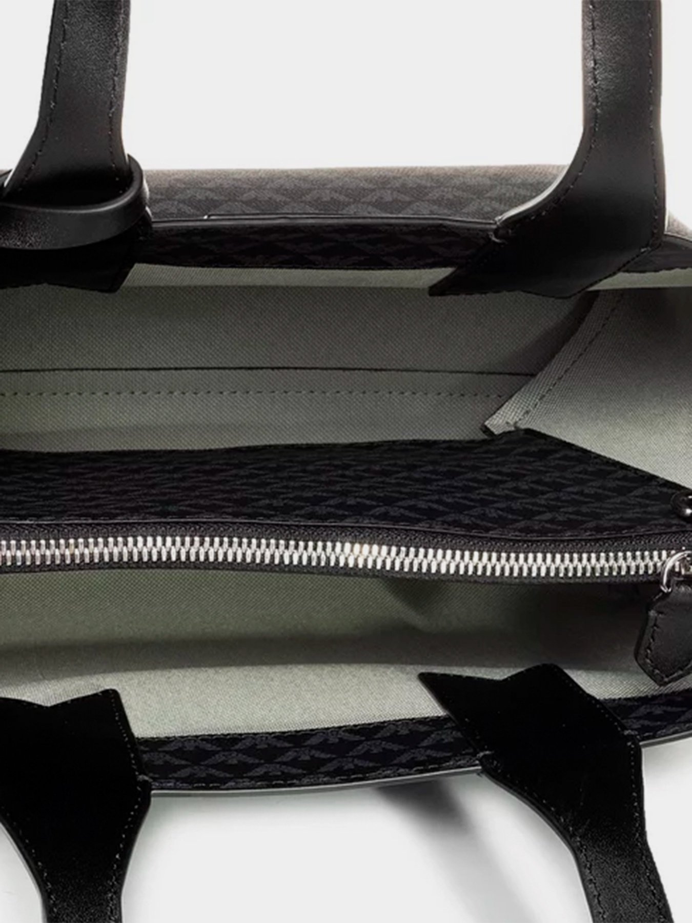 Сумка Emporio Armani модель Y3D153-YFG5E-88291 Фото