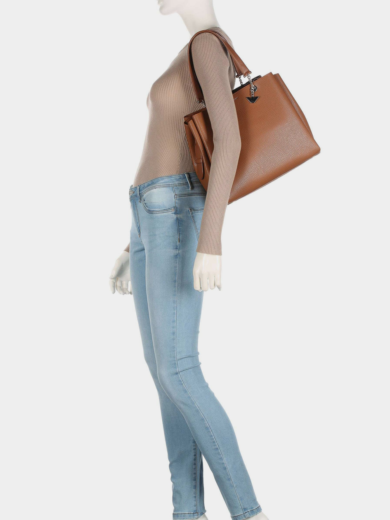 Сумка Emporio Armani модель Y3D158-YFN6E-88197 Фото