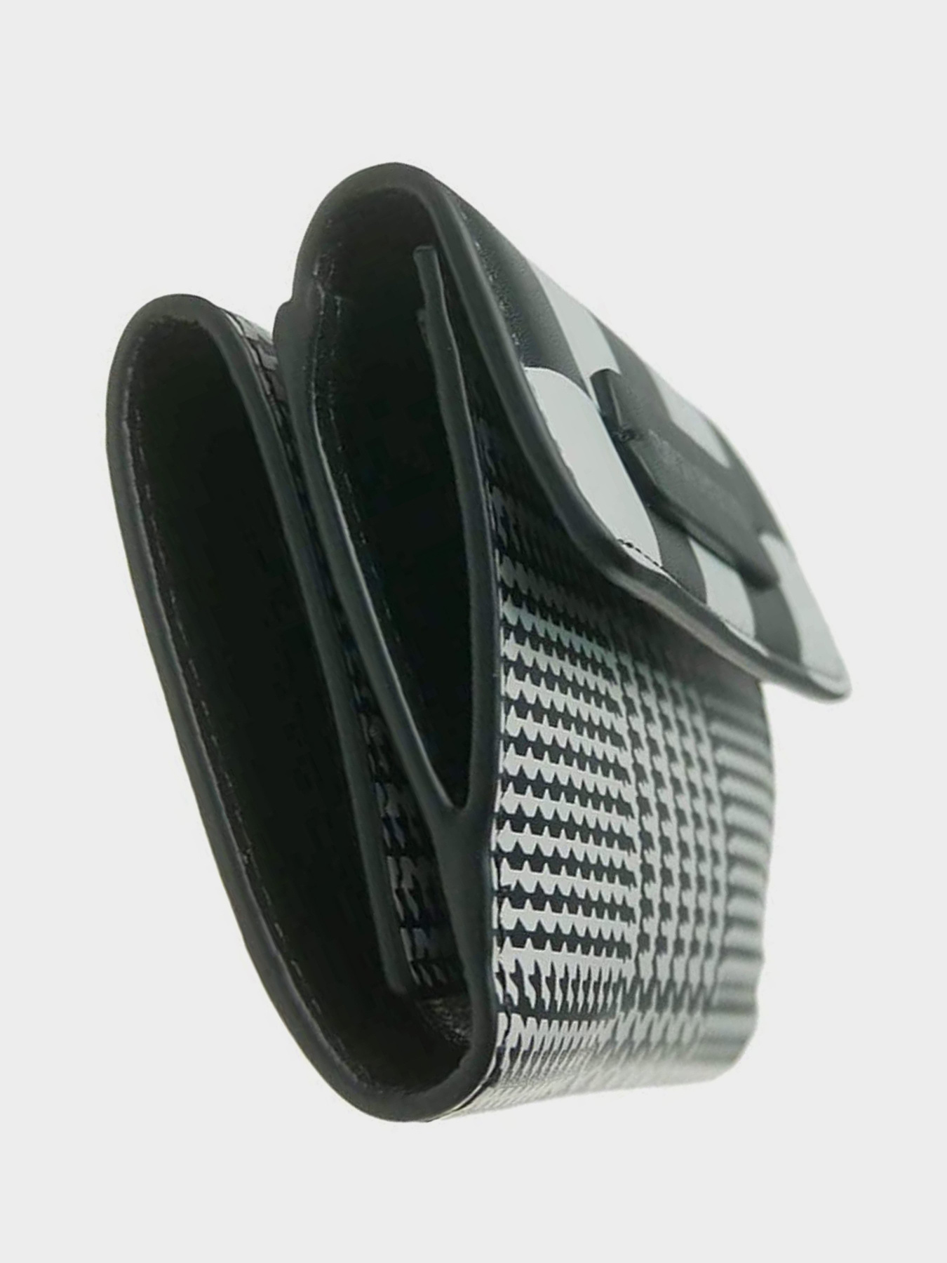 Клатч Emporio Armani модель Y3H215-YGG3E-84774 Клатч Emporio Armani модель Y3H215-YGG3E-84774 Фото