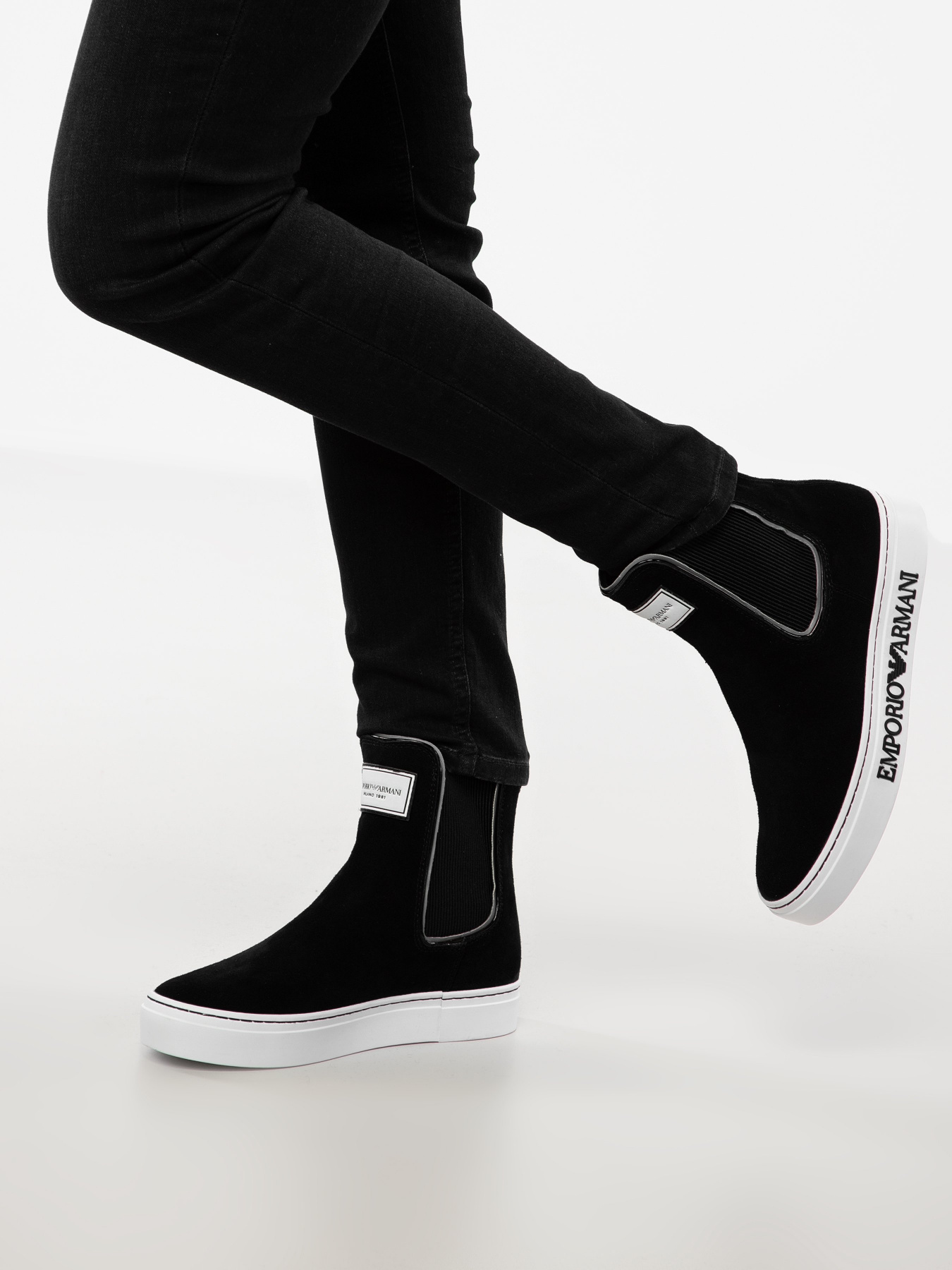 Челси Emporio Armani модель X3Z045-XM537-N181 Фото